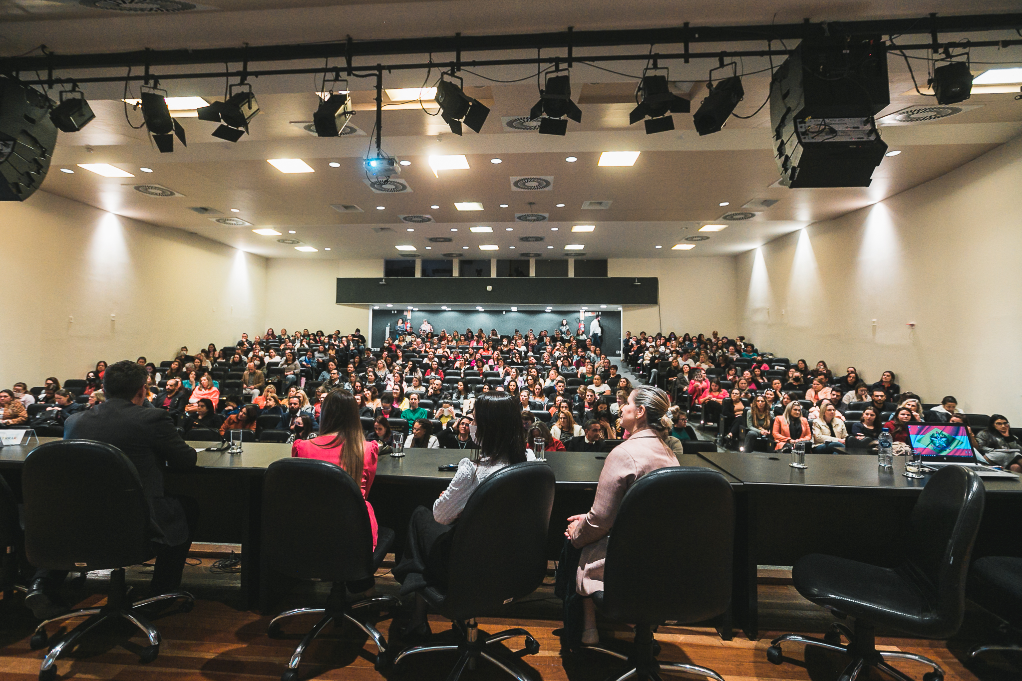 Seminário de Capacitação dos Municípios nos Serviços de Acolhimento Institucional e Familia