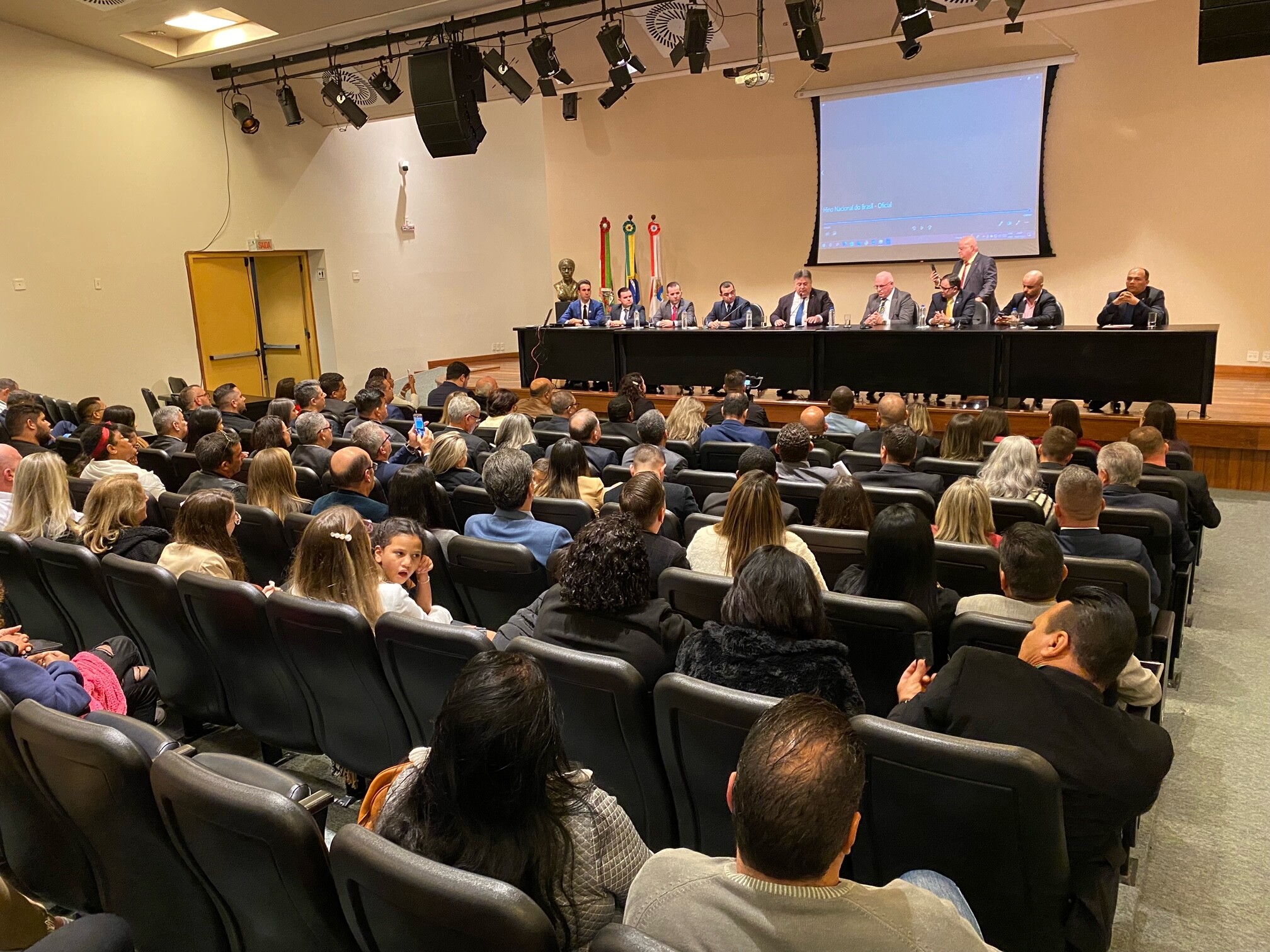 Solenidade foi realizada no Auditório Antonieta de Barros