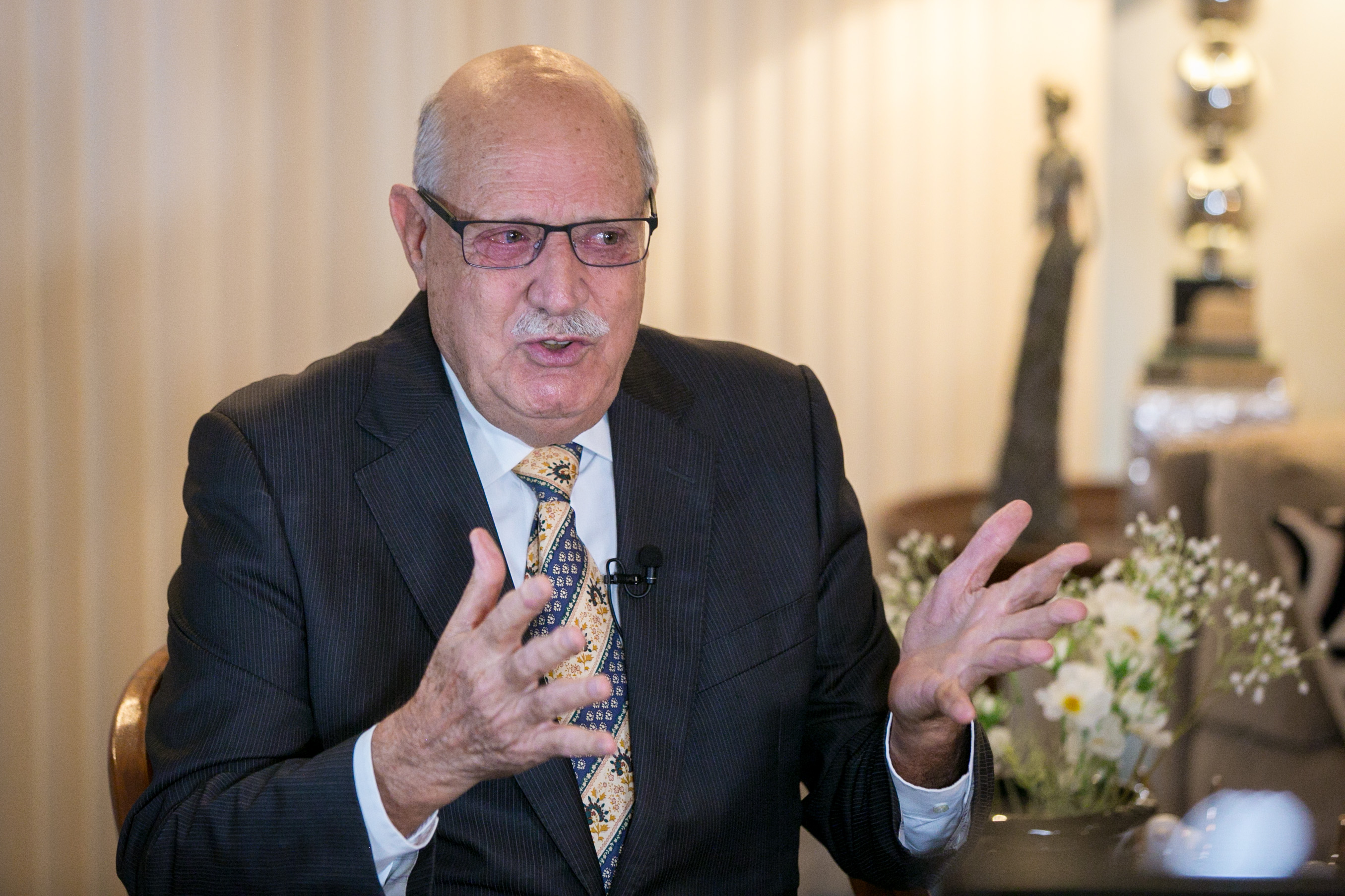 Ex-senador Neuto de Conto