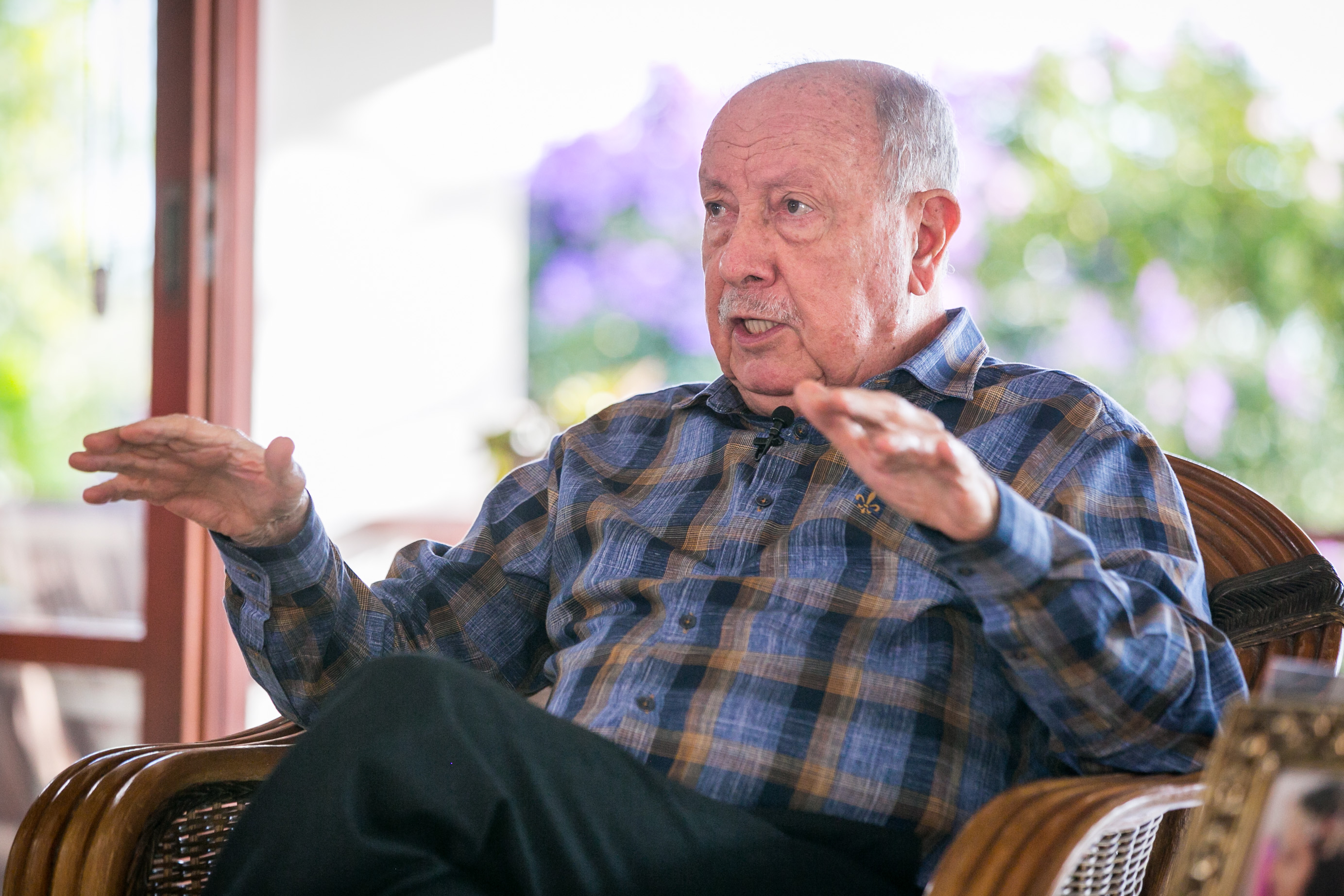 FRAGMENTOS DA HISTÓRIA – Nelson Wedekin