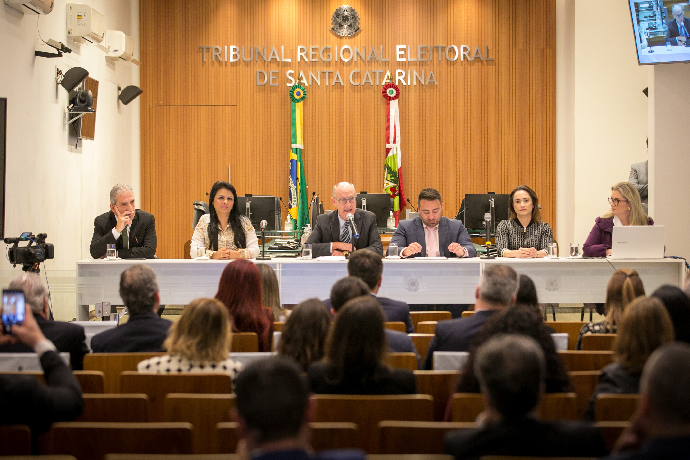 TRE cria canal para receber denúncias de violência contra as mulheres