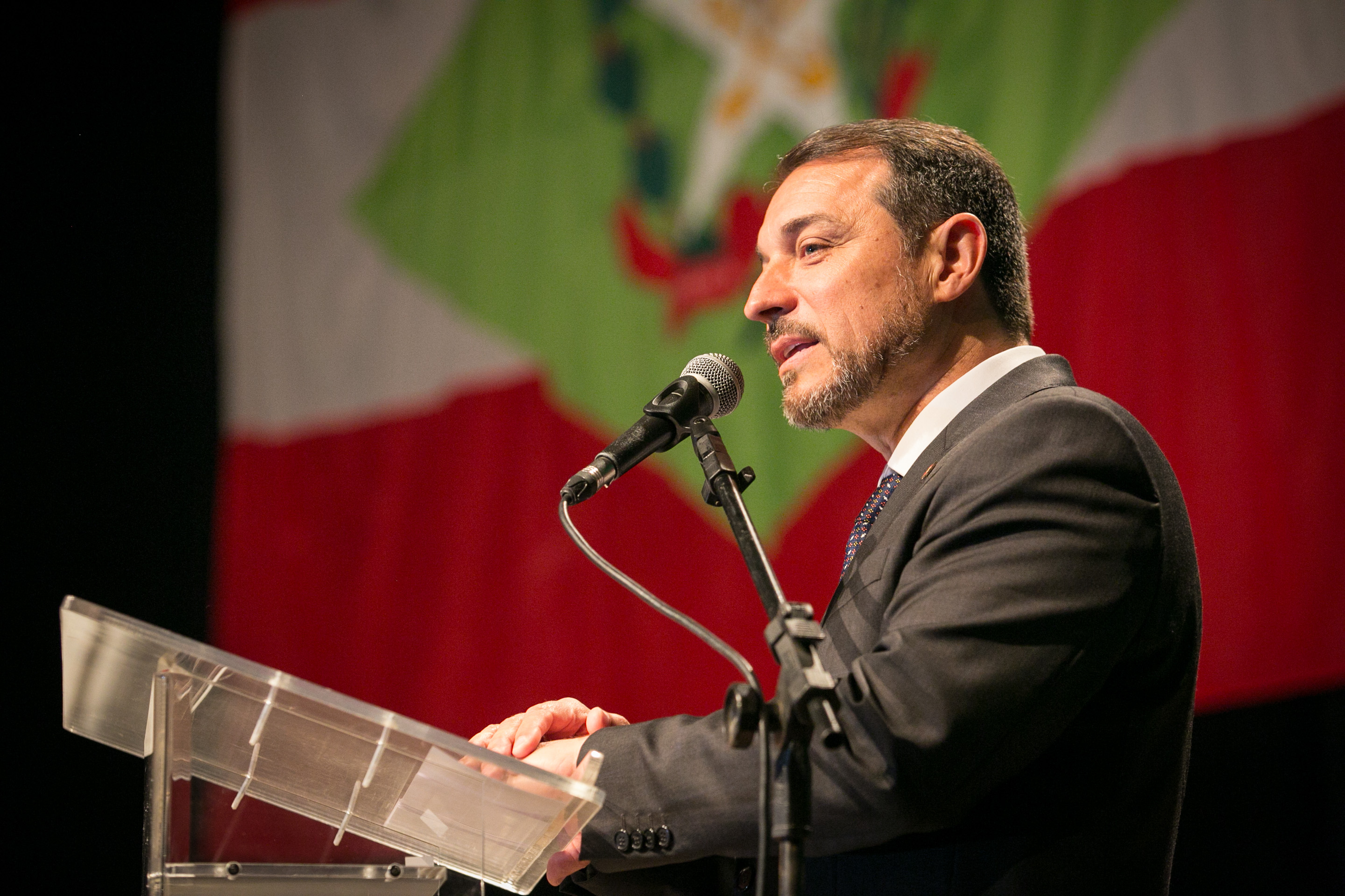 Governador Carlos Moises