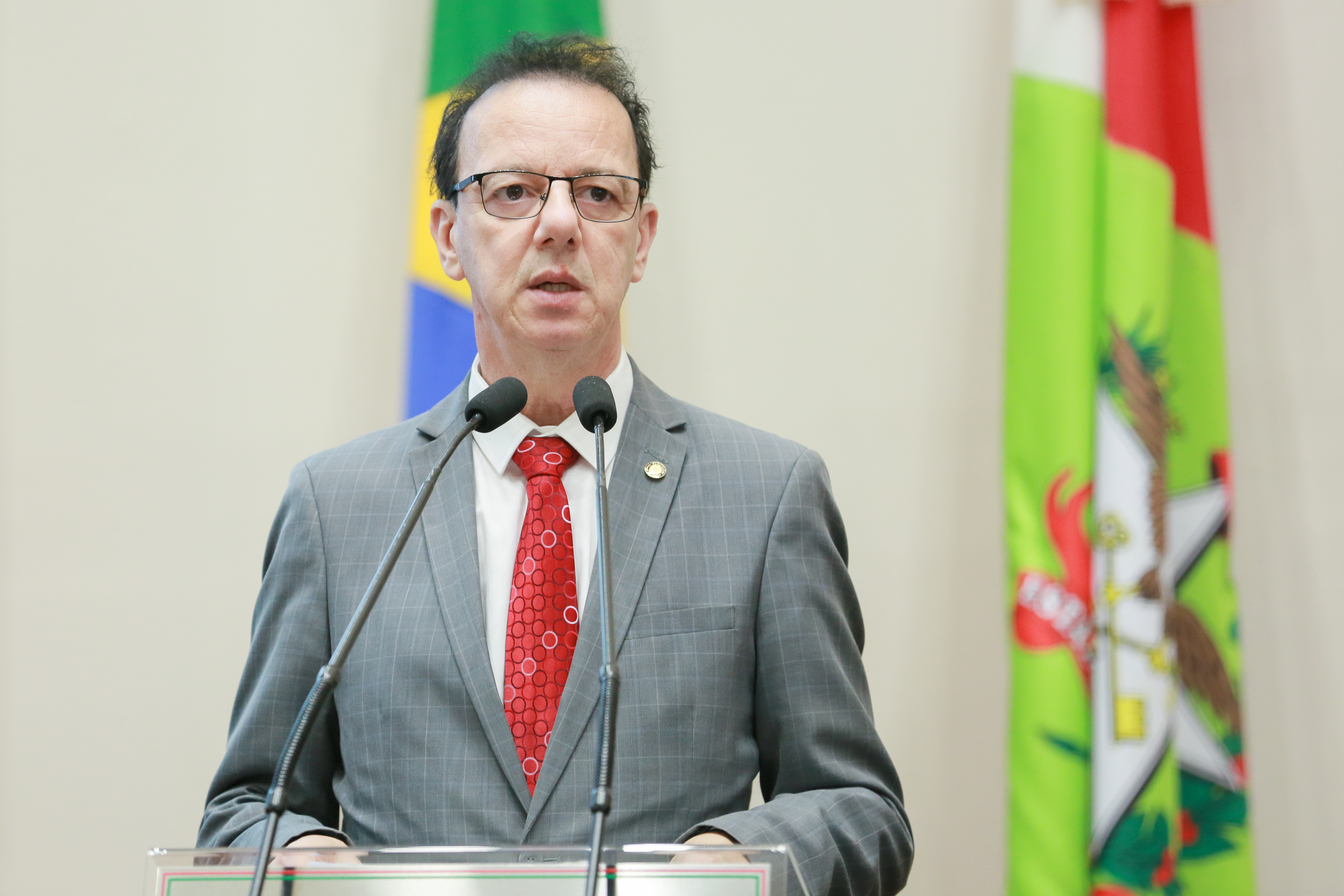 - Deputado Ismael Santos (PSD)
