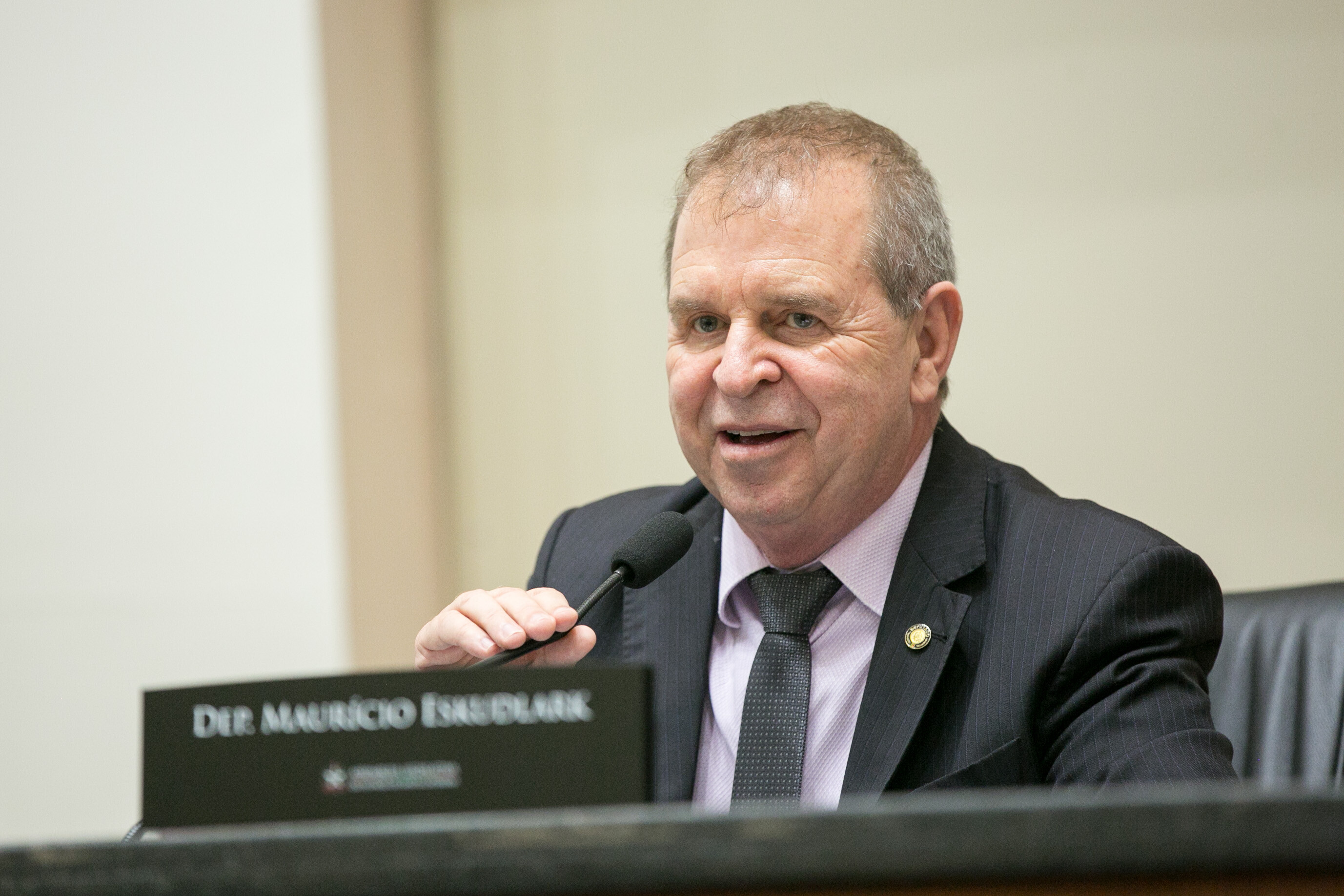 O deputado Mauricio Eskudlark vai presidir a Alesc a partir deste sábado (3)