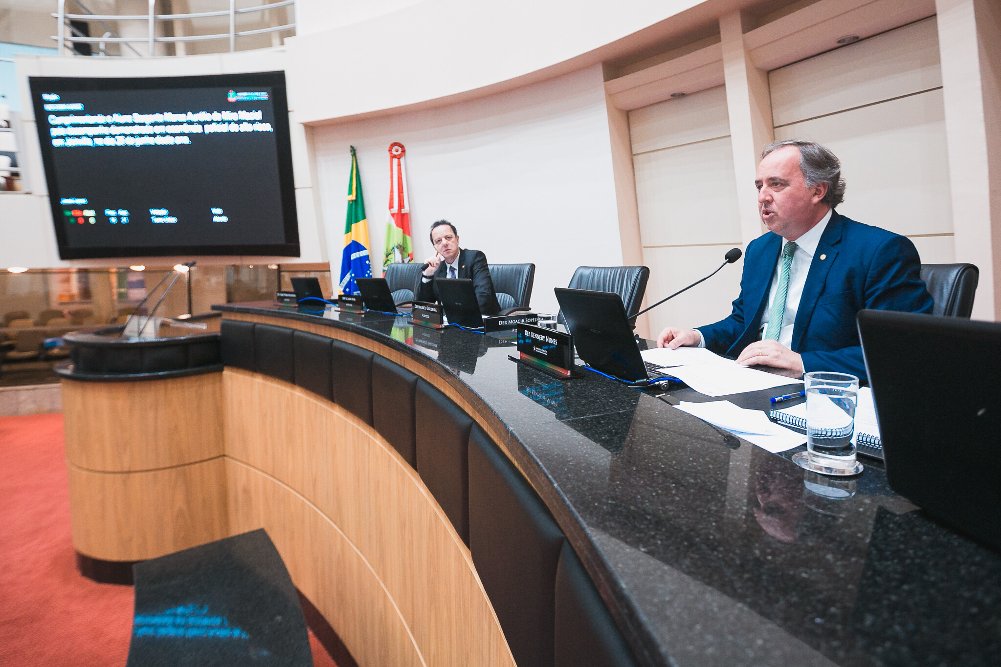 Deputados cobram obras federais e socorro para atingidos por chuvas