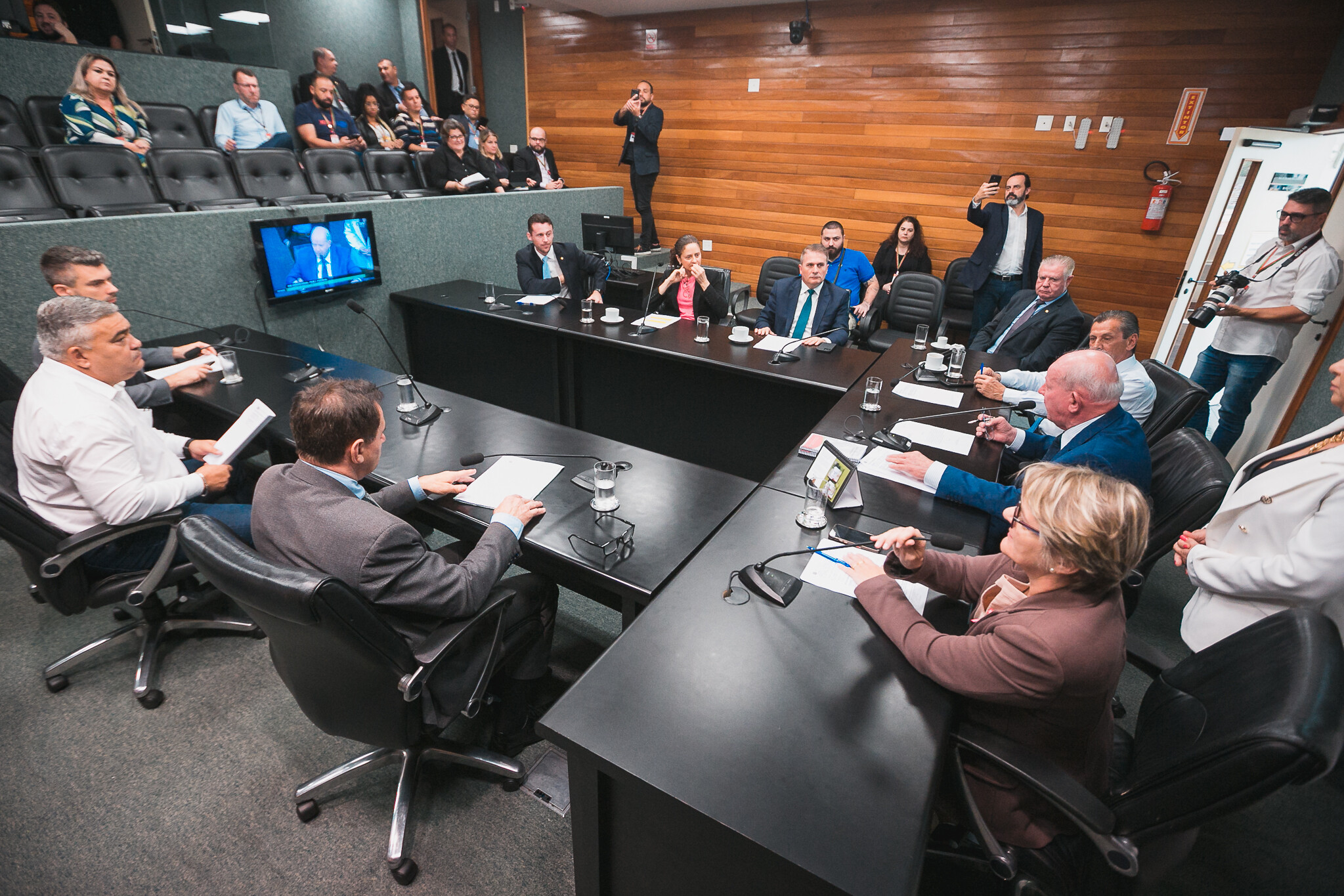 Finanças acata PL de emendas impositivas e anuncia votação de MPs