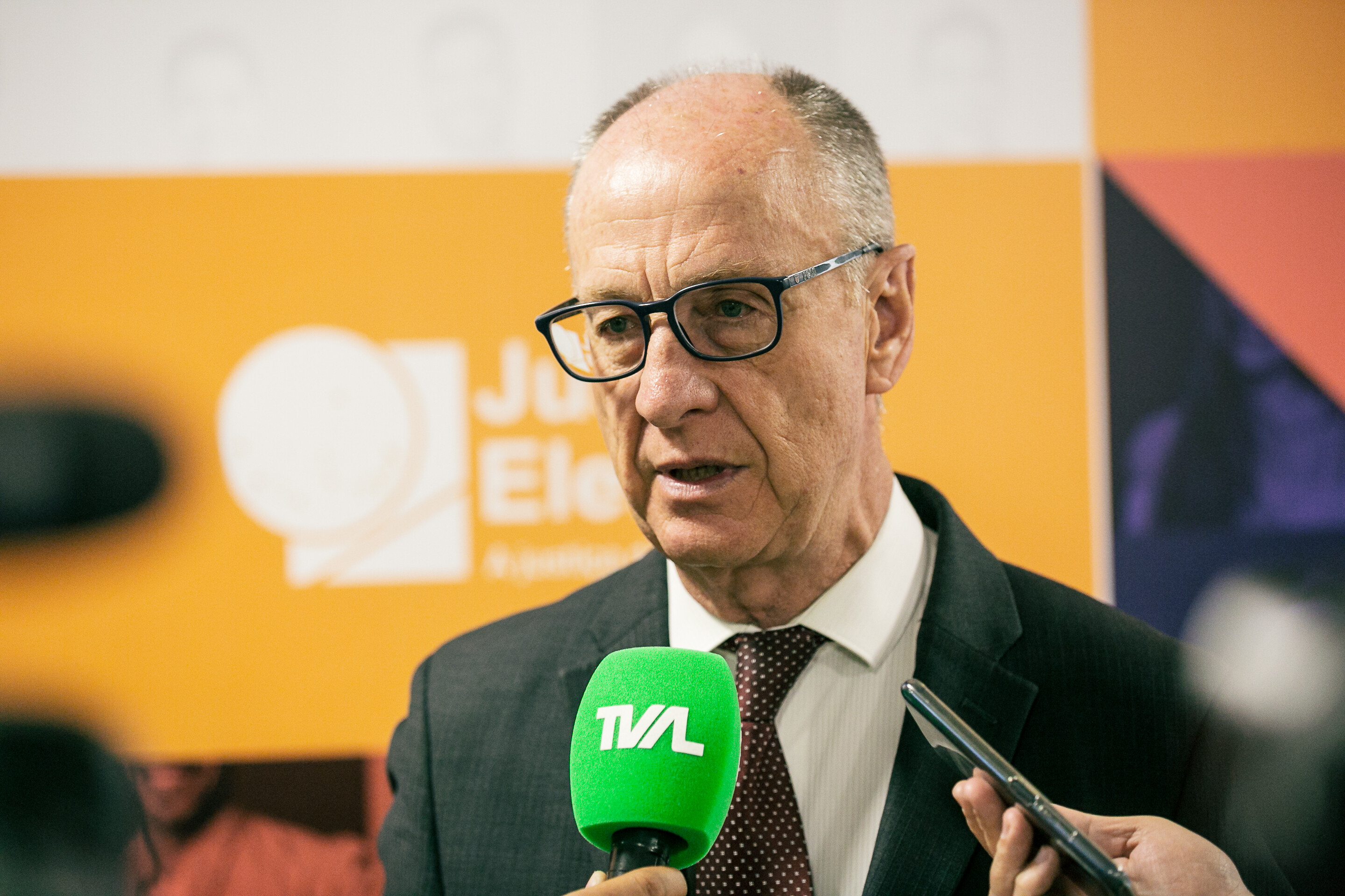 Presidente do TRE-SC avalia as filas para votação como normais