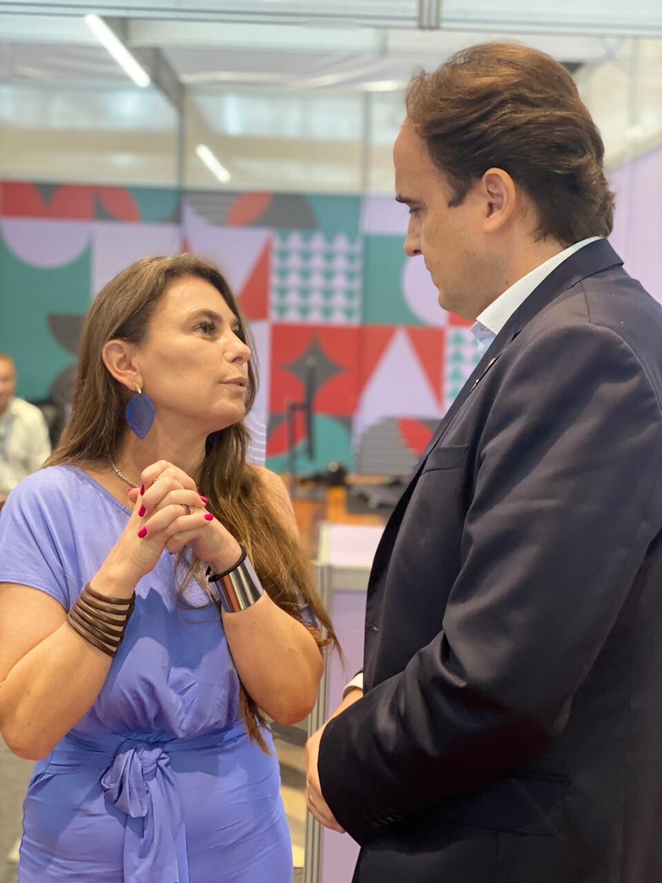 Deputada Paulinha e o deputado eleito Carlos Humberto