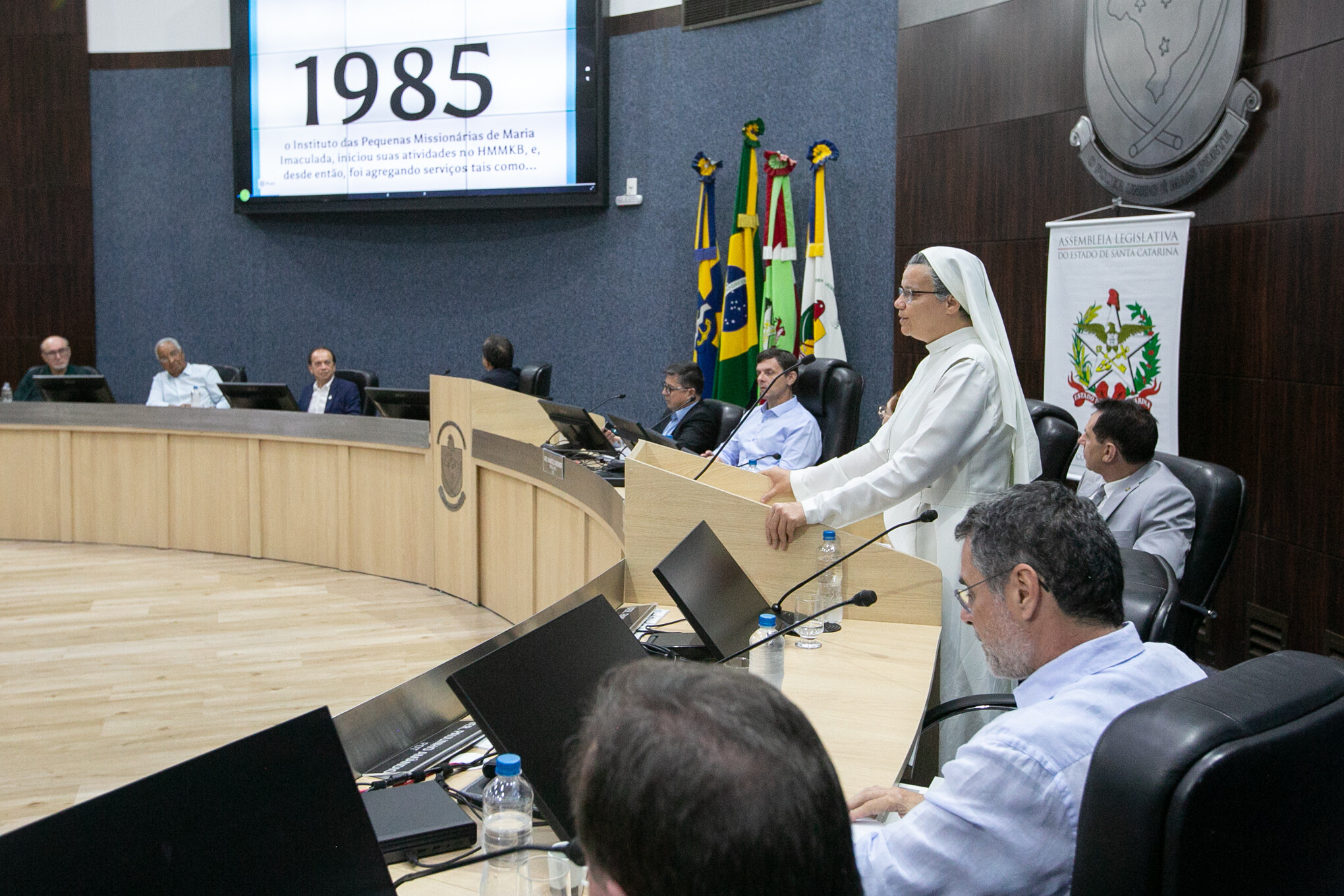 Diretoria de hospital de Itajaí esclarece dúvidas em audiência pública