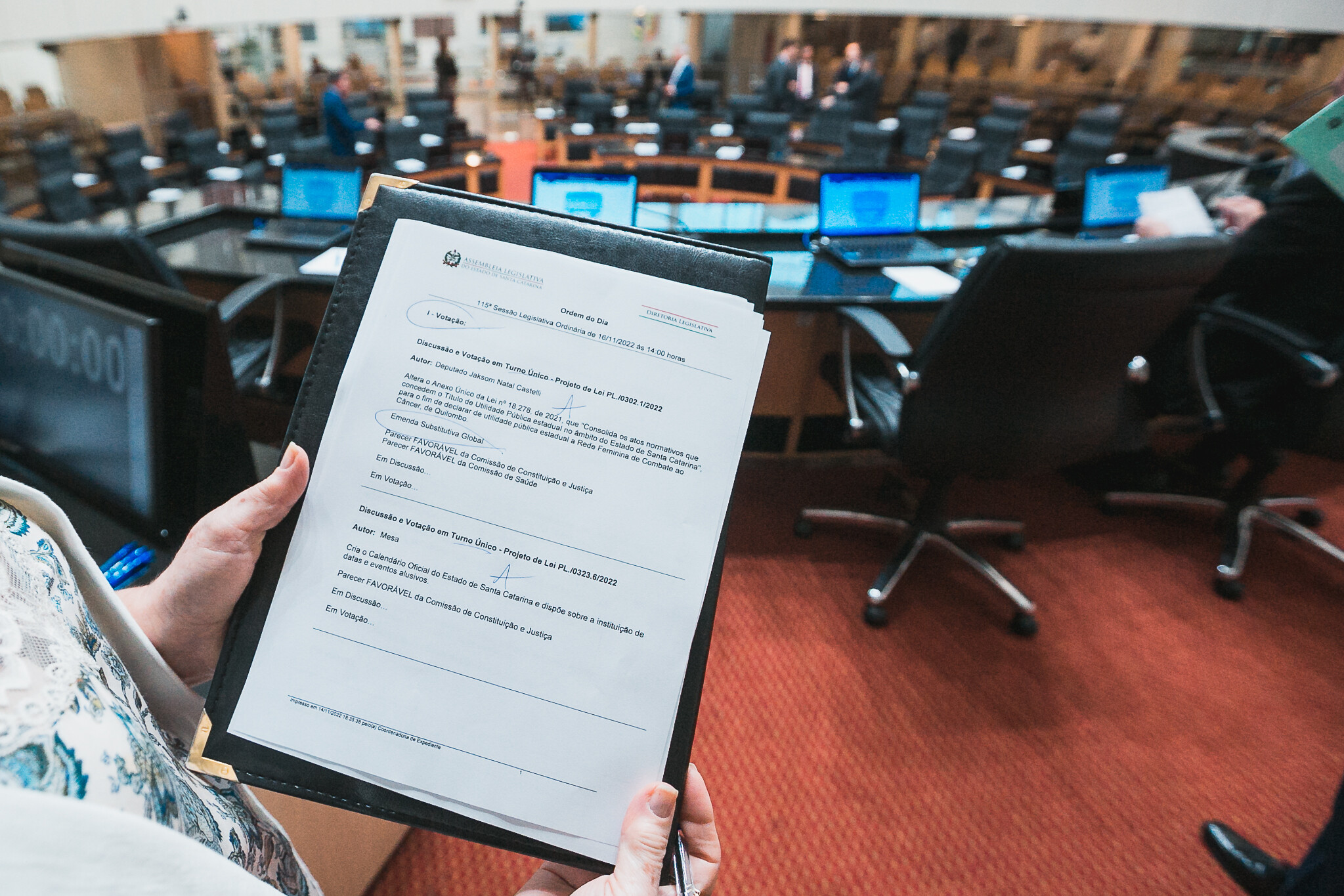 Aprovados PLs que atualizam legislação sobre calendário oficial de eventos