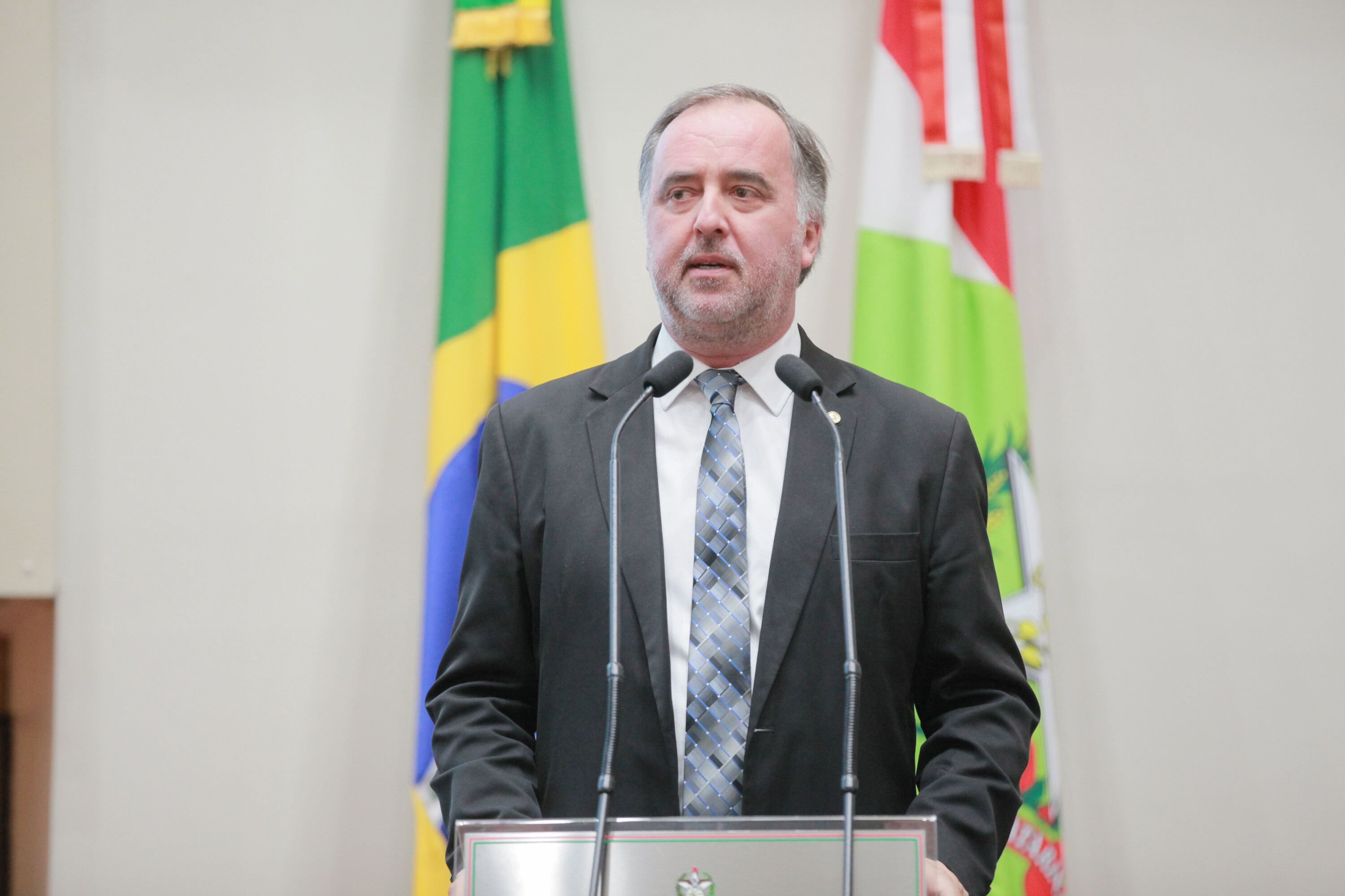 Deputados denunciam censura e falam de reunião da PMSC com STF