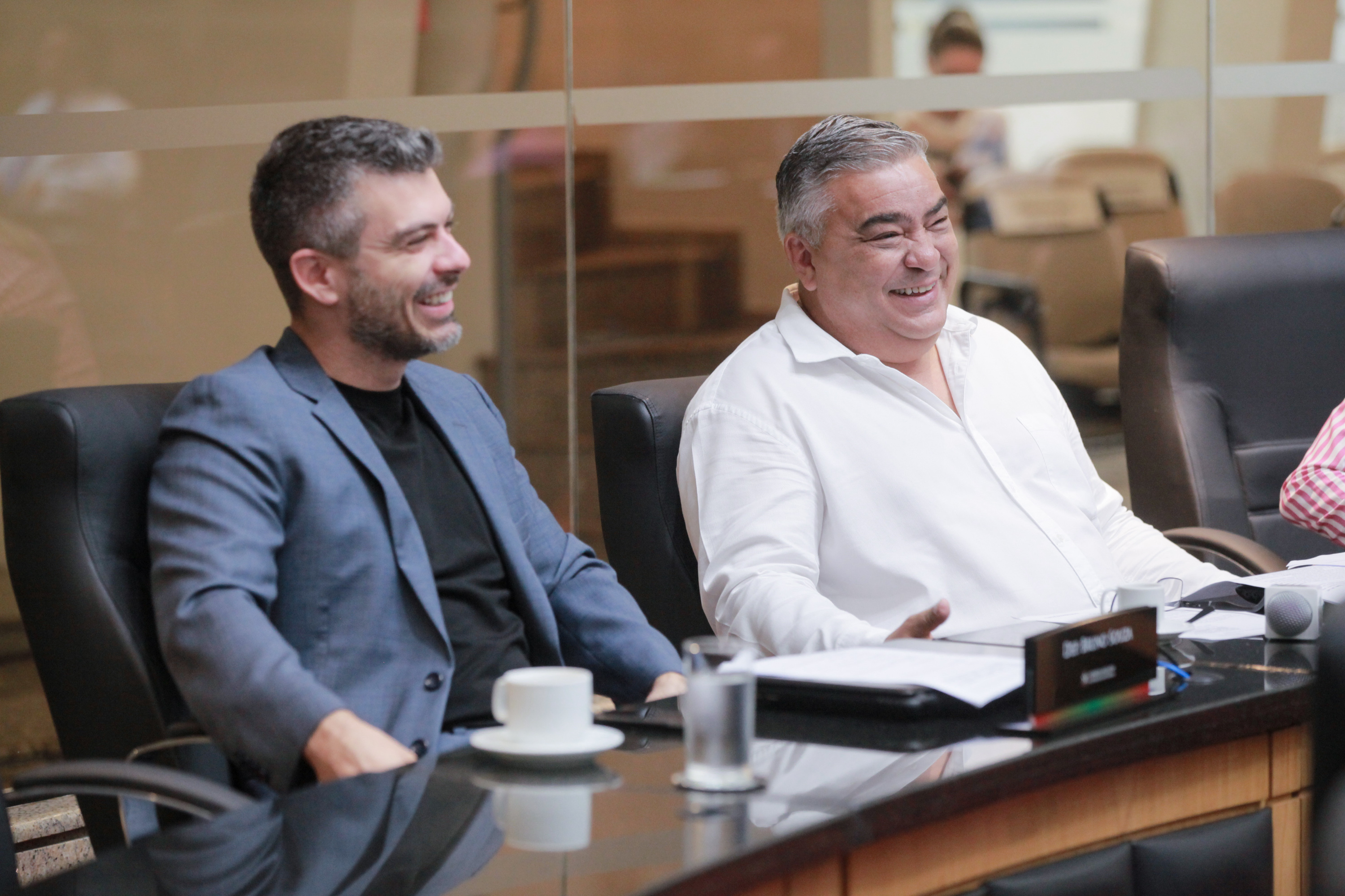 - Deputado Bruno Souza (NOVO) - Deputado Sargento Lima (PL)