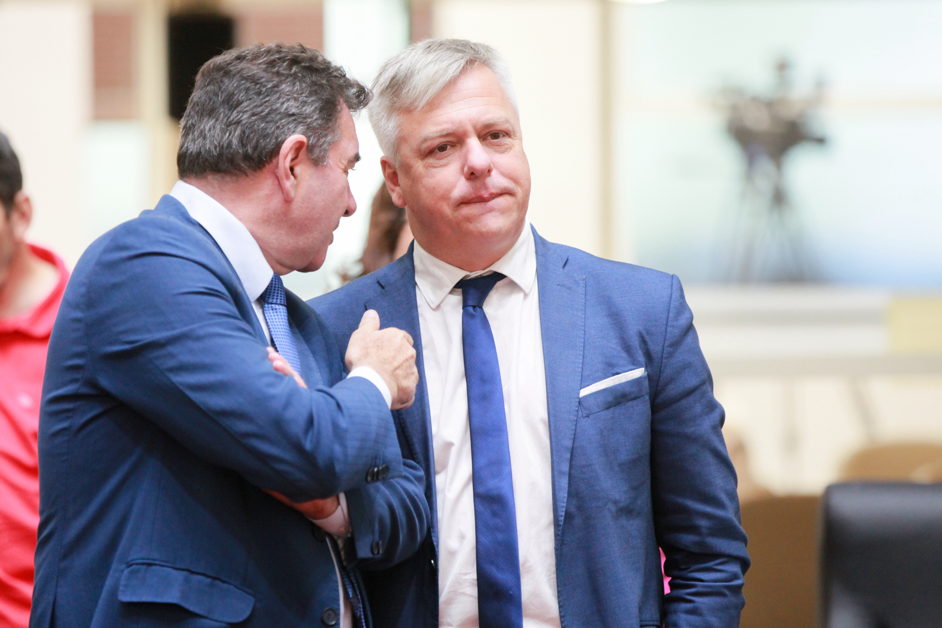 - Deputado Valdir Cobalchini (MDB) - Deputado Fabiano da Luz (PT)