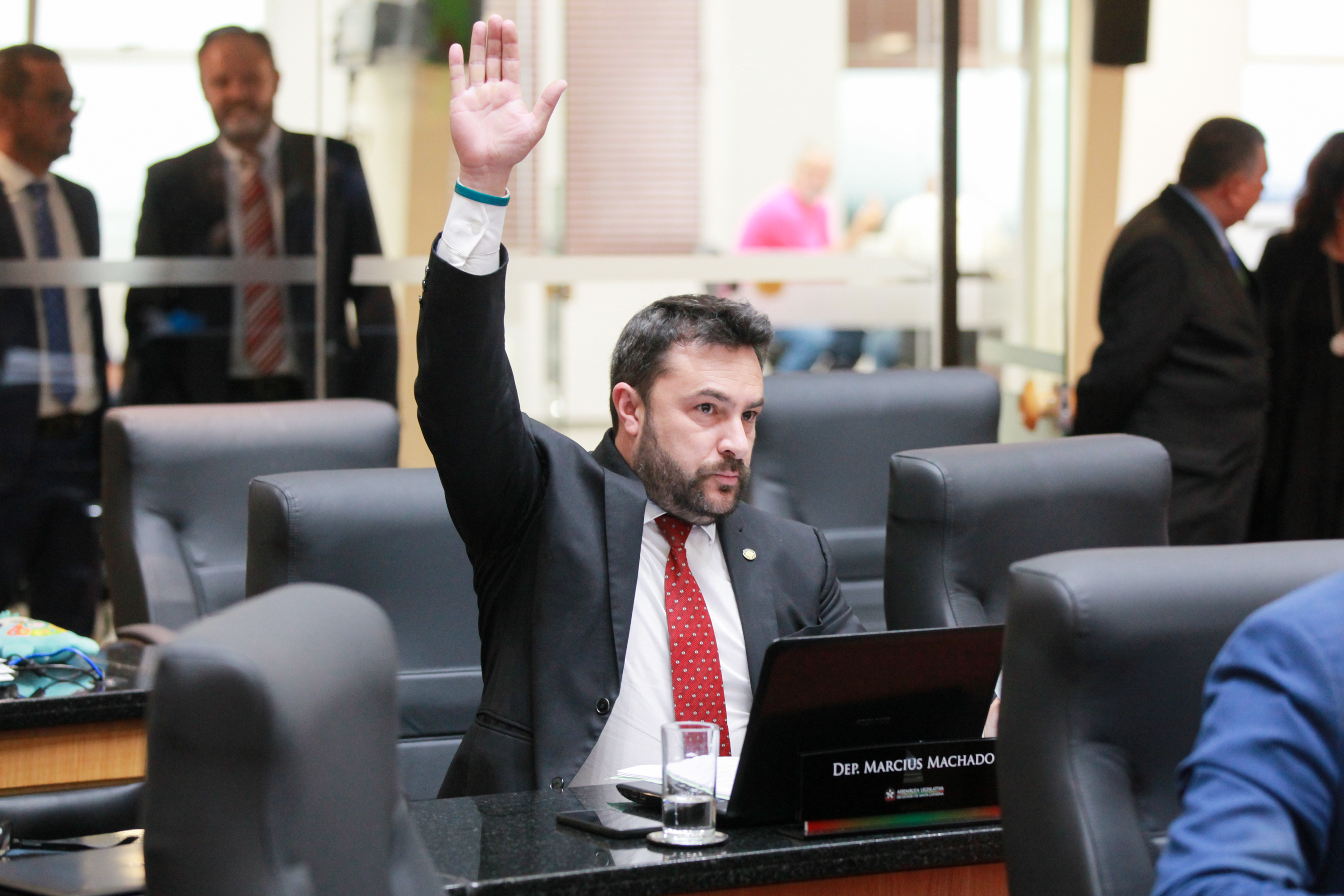 - Deputado Marcius Machado (PL)