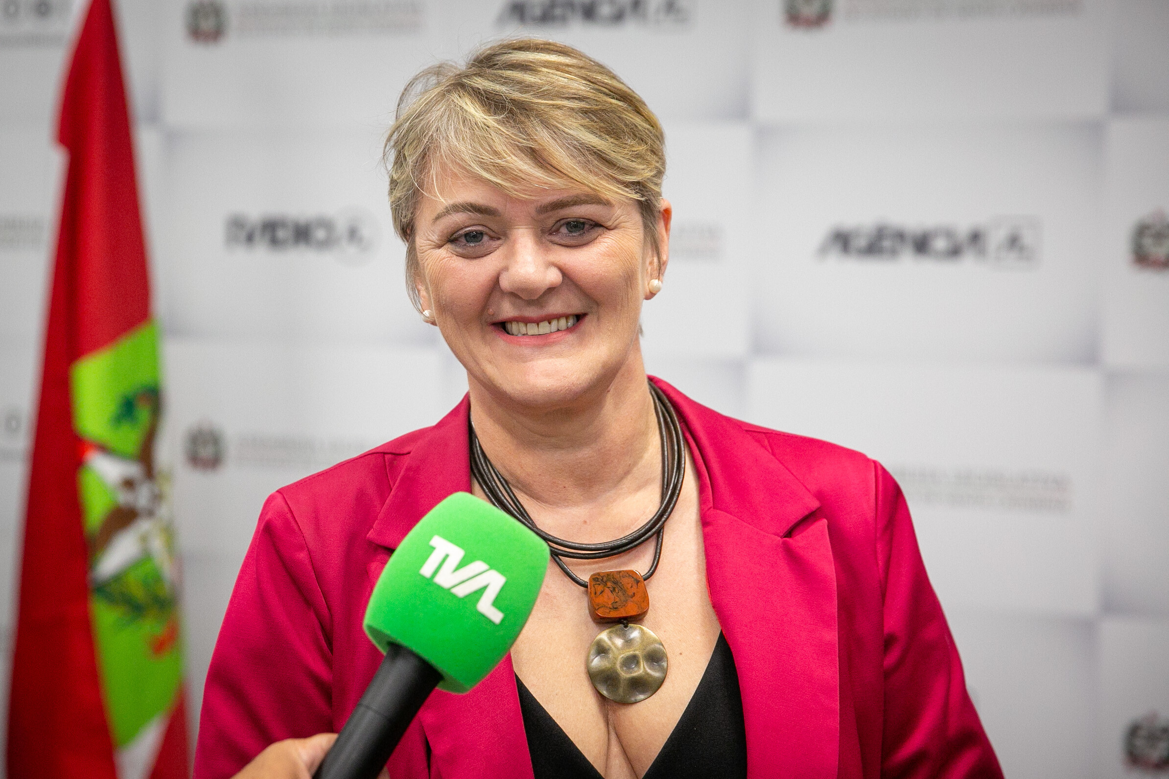 Luciane vai fortalecer educação, inclusão social e das mulheres