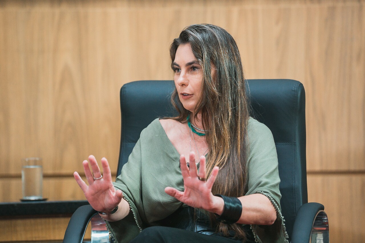Deputada Paulinha (Podemos) é autora do Projeto de Lei aprovado em plenário. FOTO: Assessoria de Imprensa.
