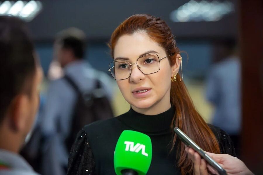 Deputada Ana Caroline Campagnolo