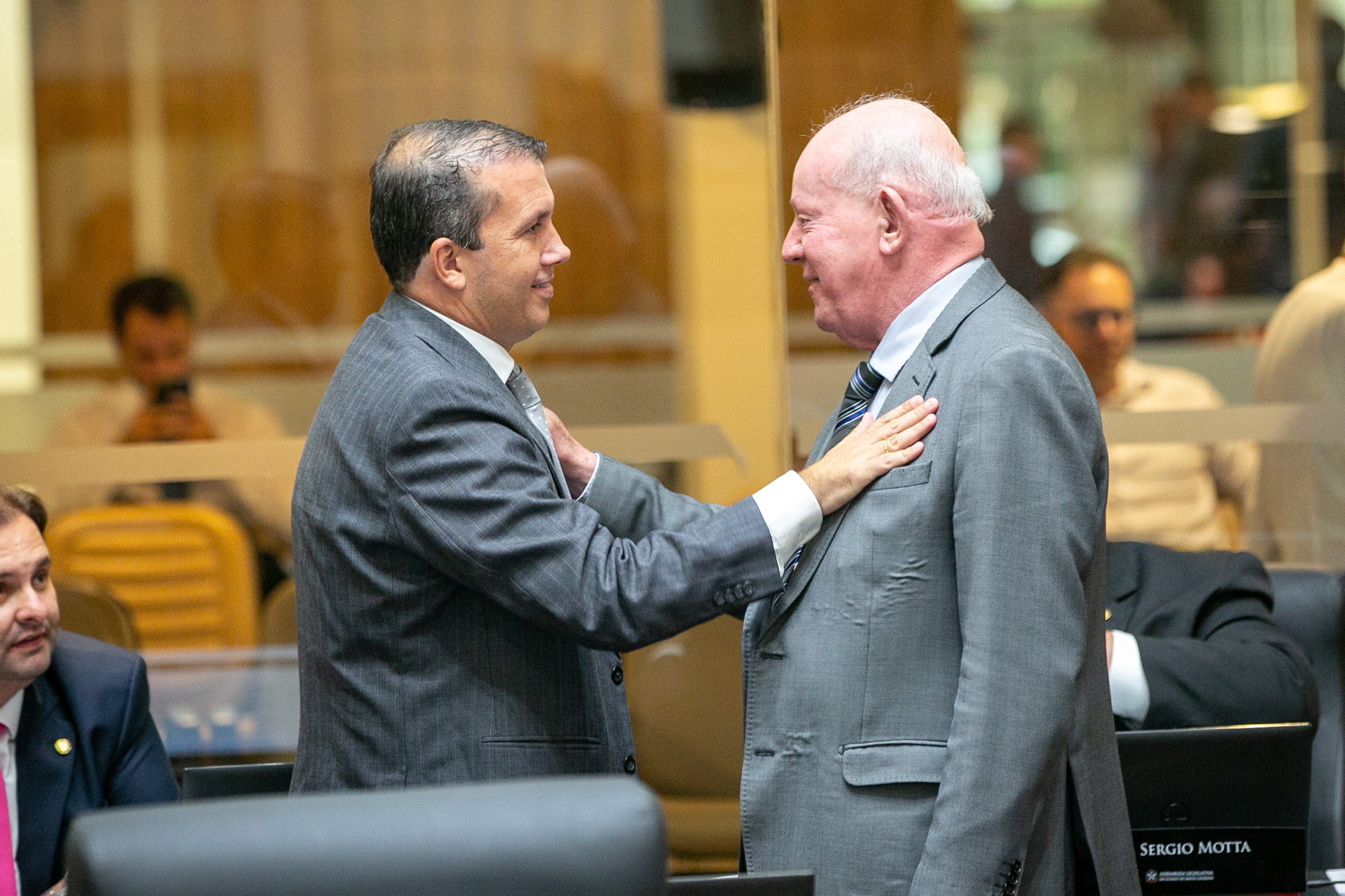 Deputado Camilo Martins (Podemos) e 
Deputado Marcos Vieira (PSDB)