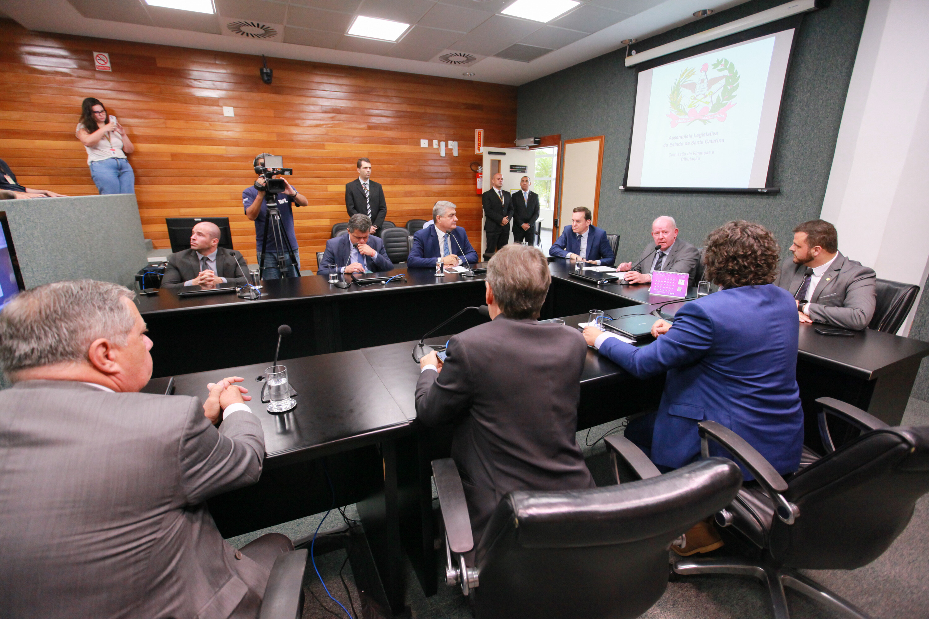 Marcos Vieira é reconduzido à presidência da Finanças; Lucas Neves é vice