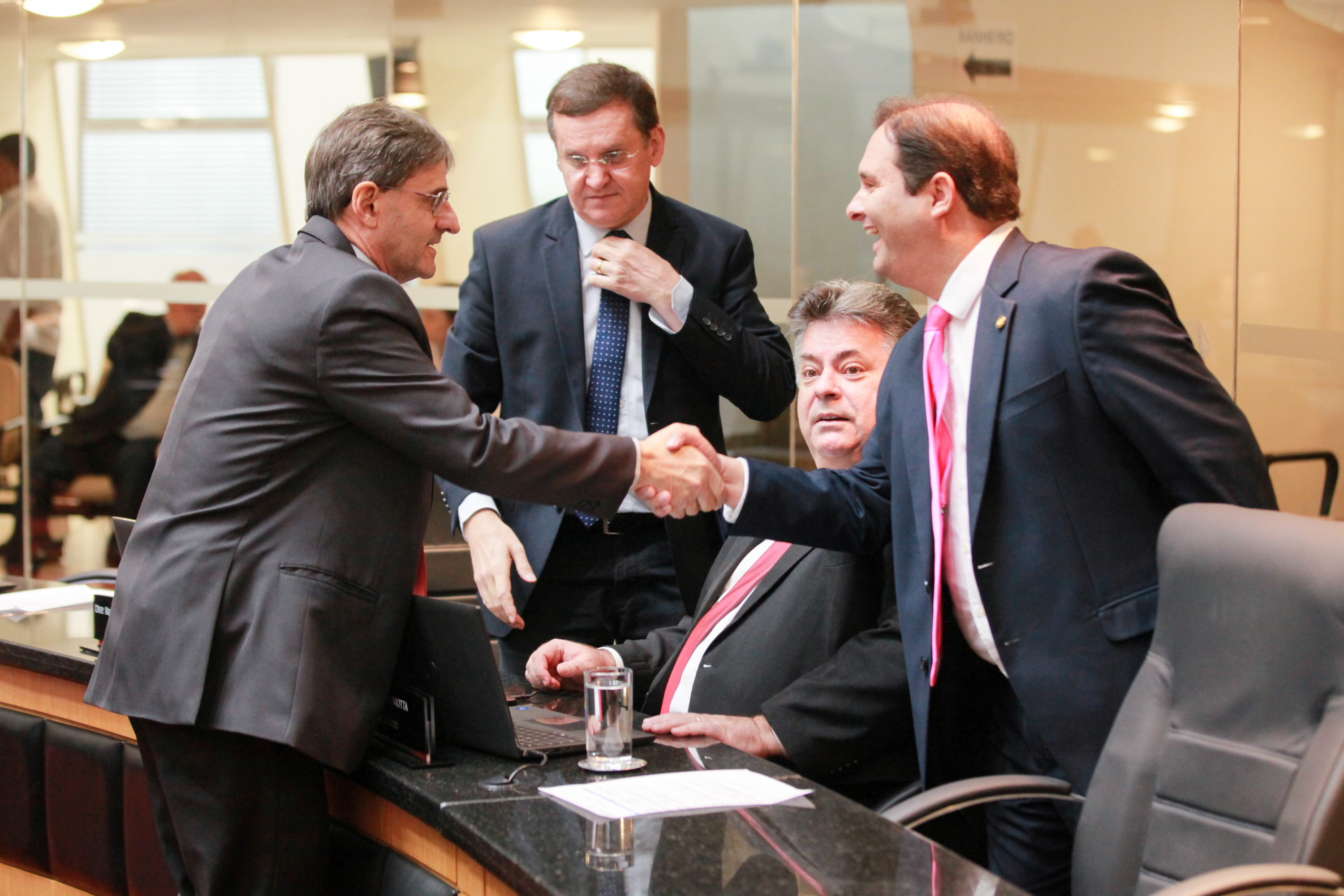 - Deputado Neodi Saretta (PT)