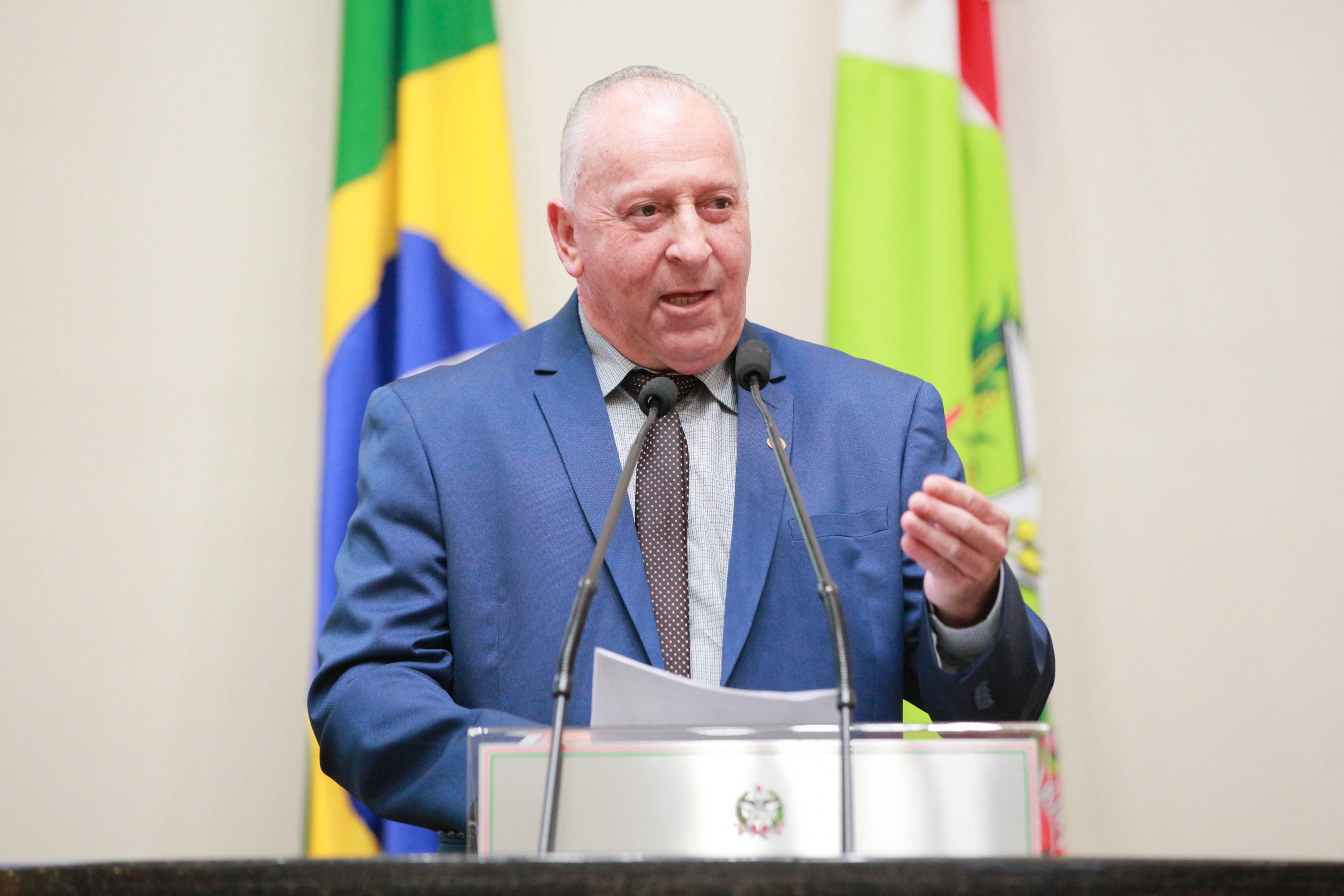 - Deputado Oscar Gutz (PL)
