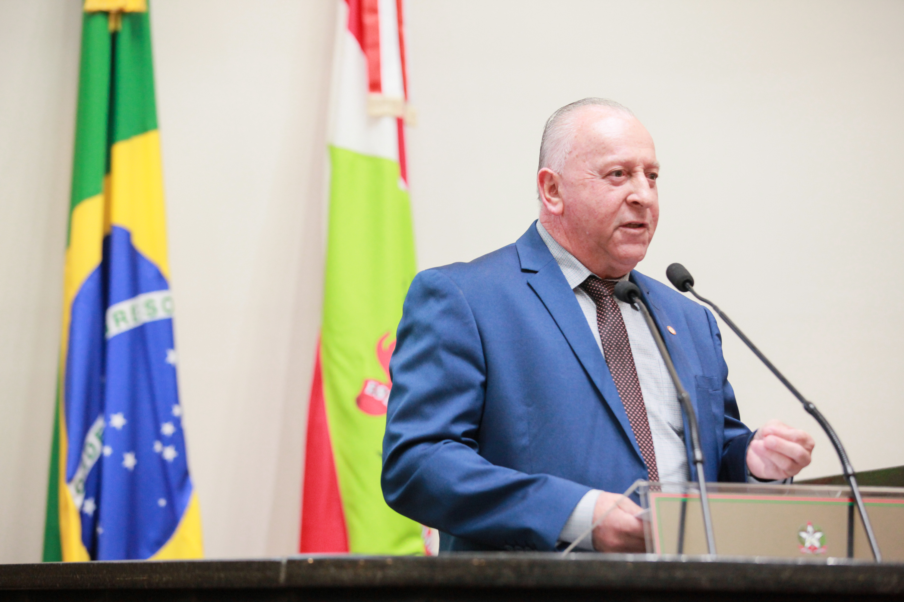 - Deputado Oscar Gutz (PL)