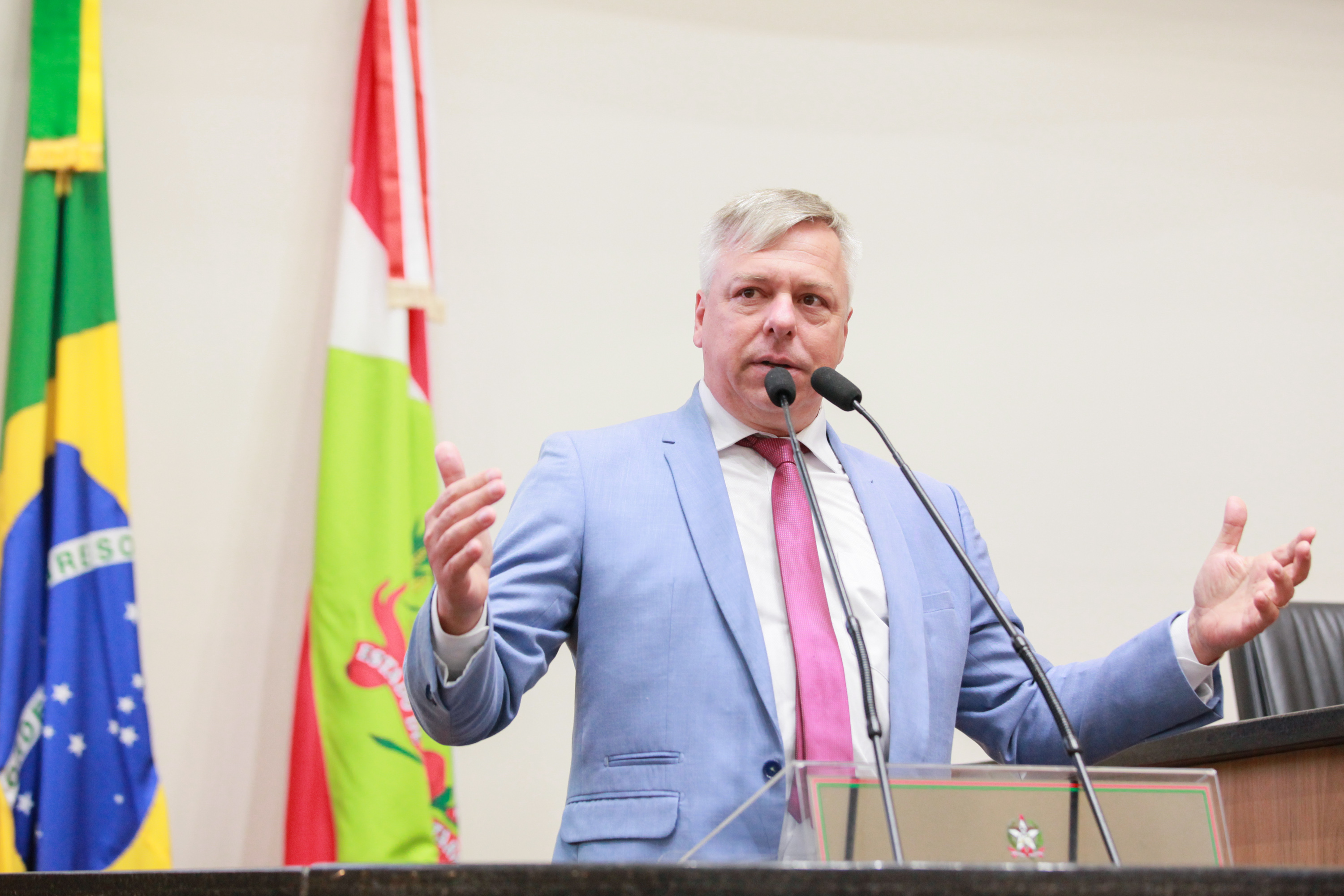 - Deputado Fabiano da Luz (PT)