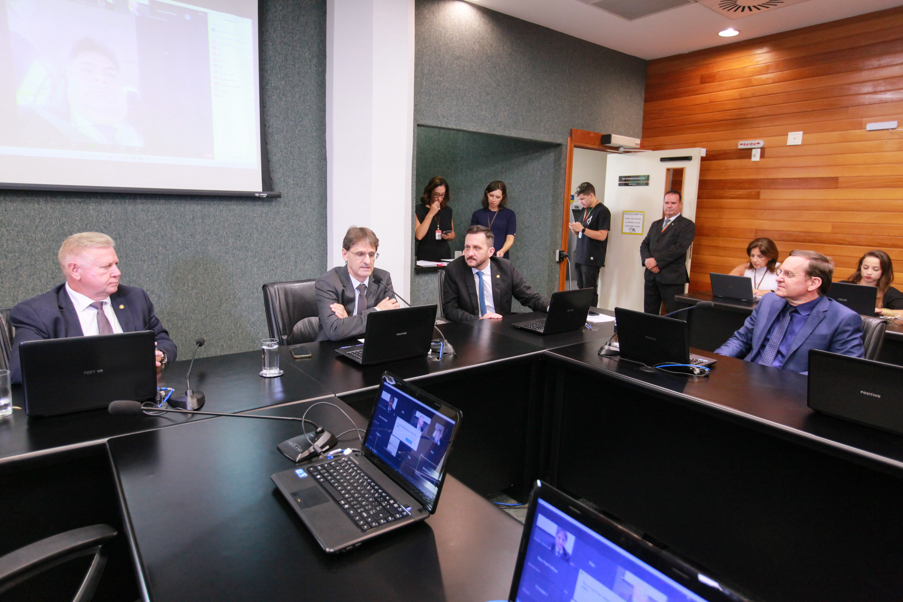 Reunião de Instalação da Comissão de Defesa dos Direitos da Criança e do Adolescente