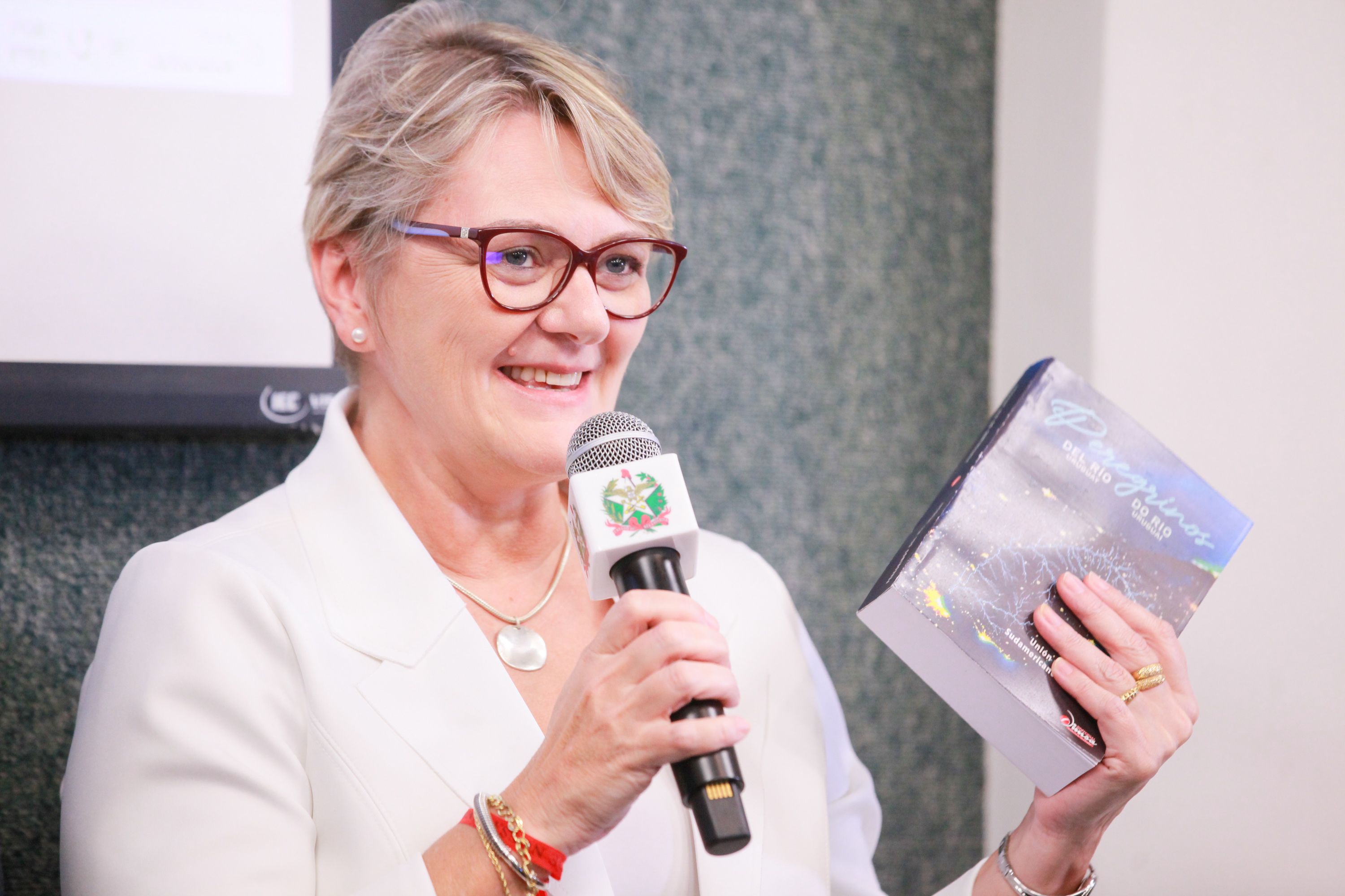- Deputada Luciane Carminatti (PT)