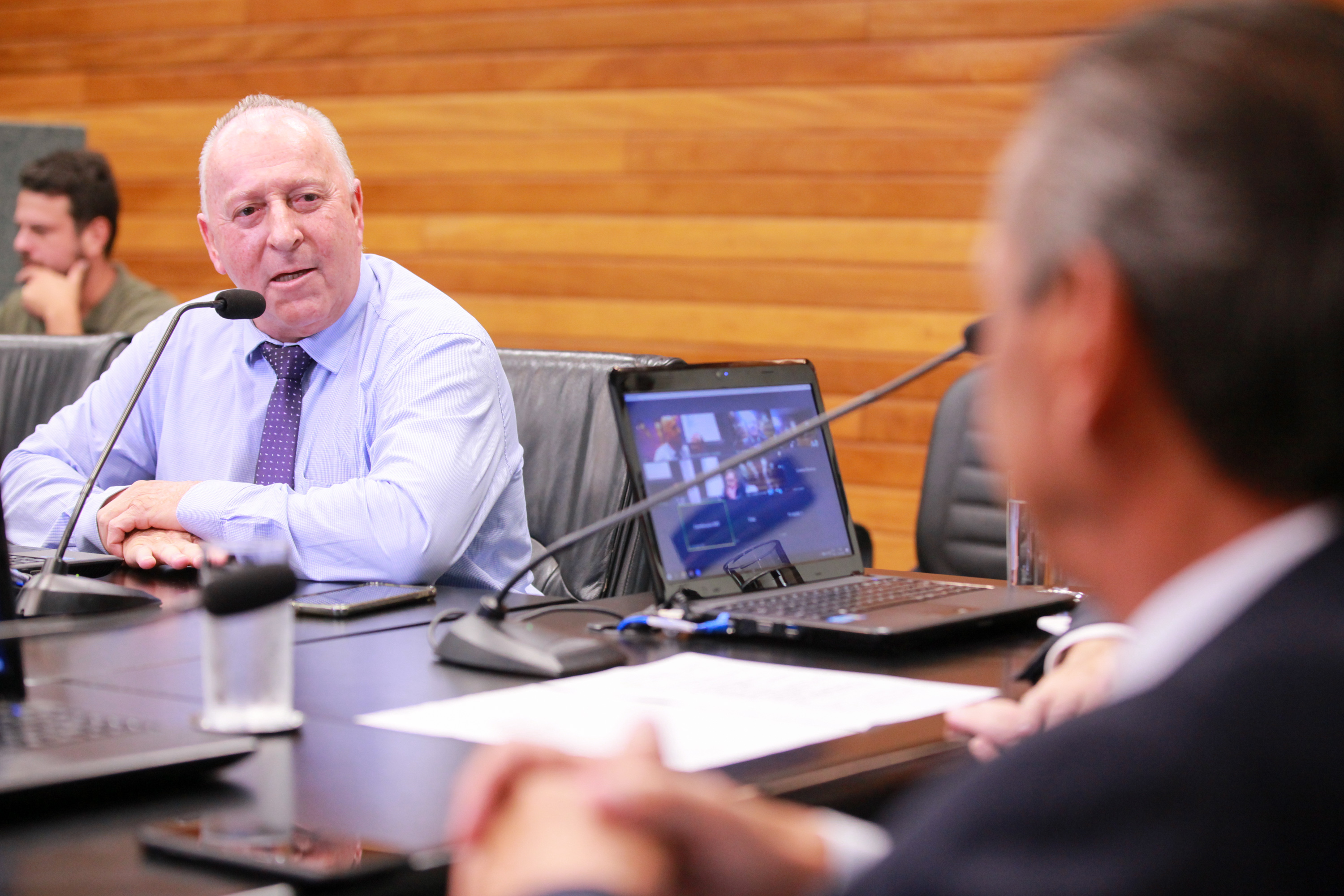 - Deputado Oscar Gutz (PL)