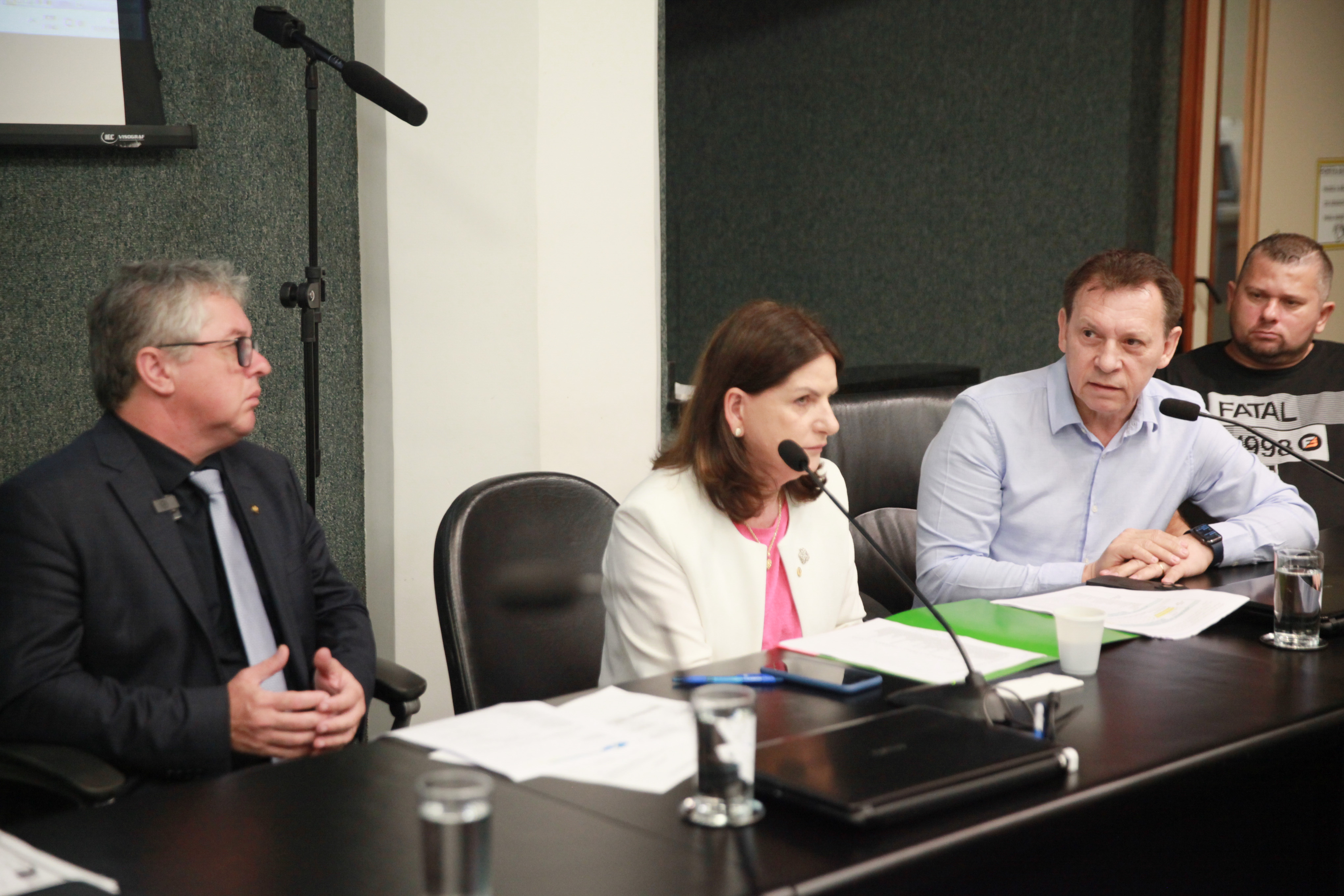 Reunião da Amesc com a Secretaria Estadual da Saúde