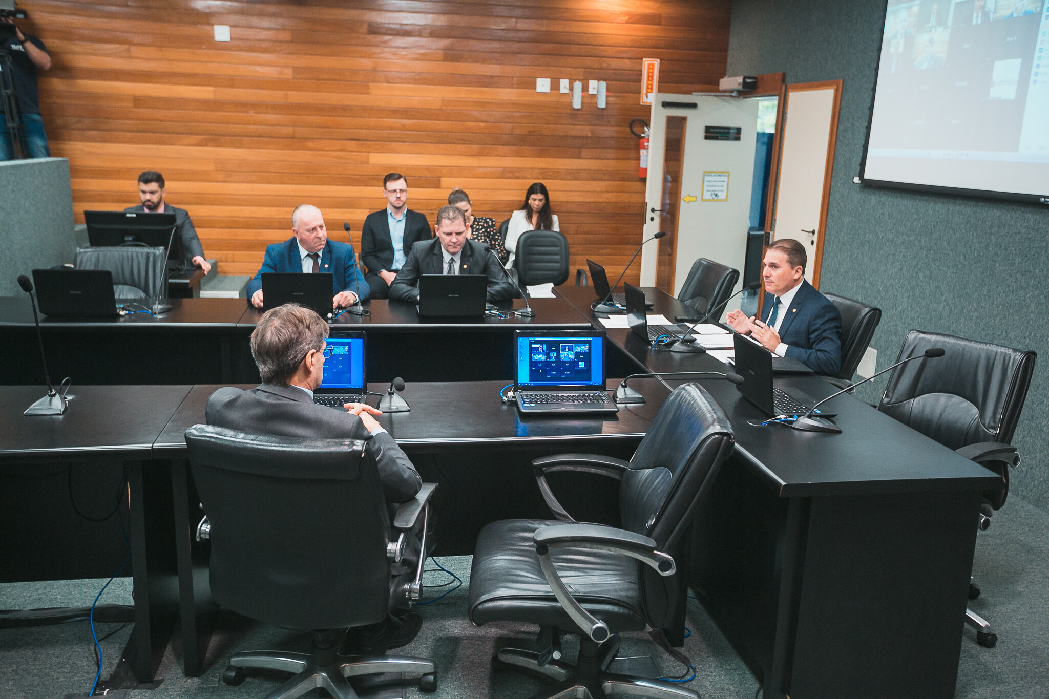 Comissão estabelece plano de debates sobre a agricultura e política rural