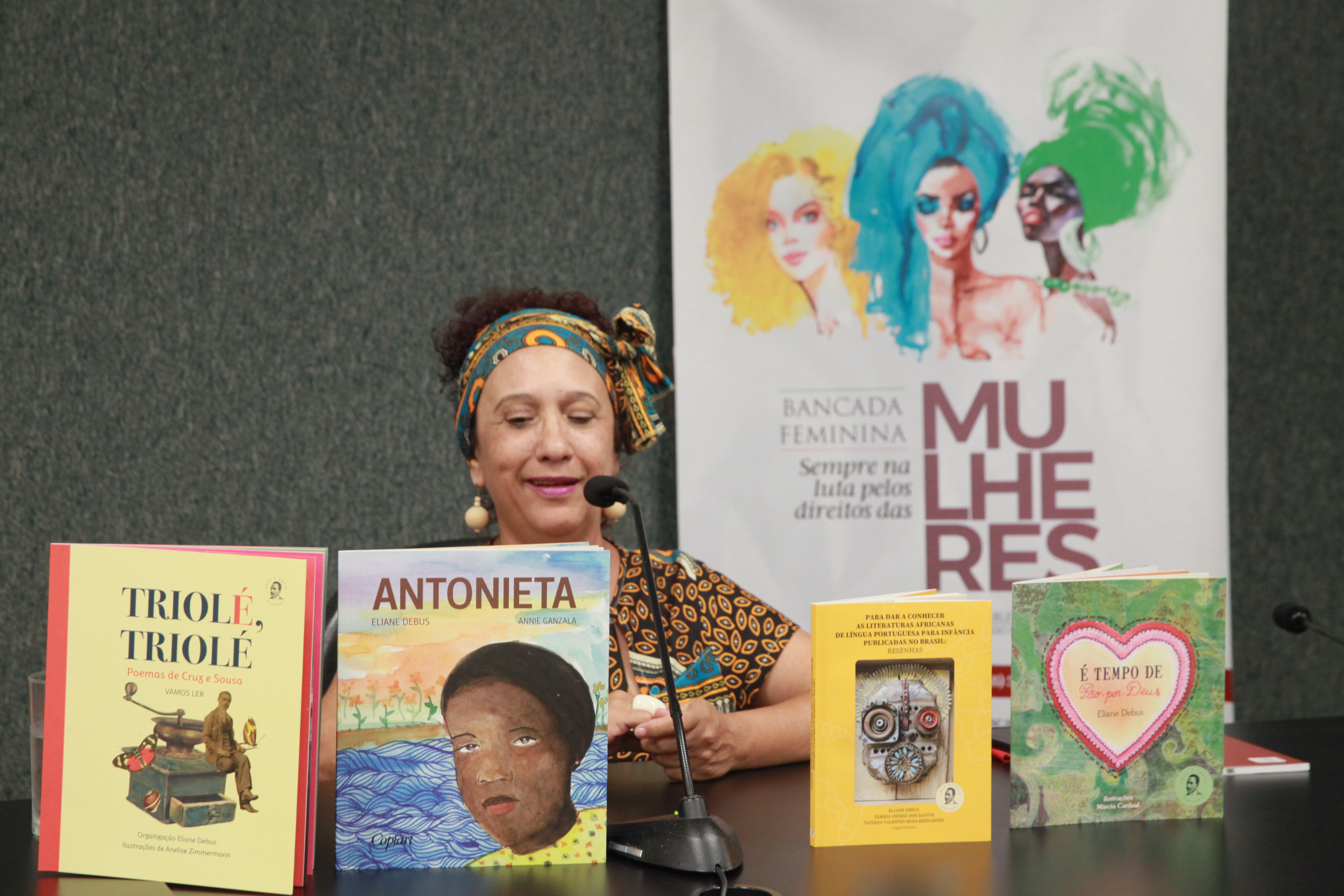 Roda de Conversa com Autoras Negras da Editora Cruz e Souza - Eliane Debus