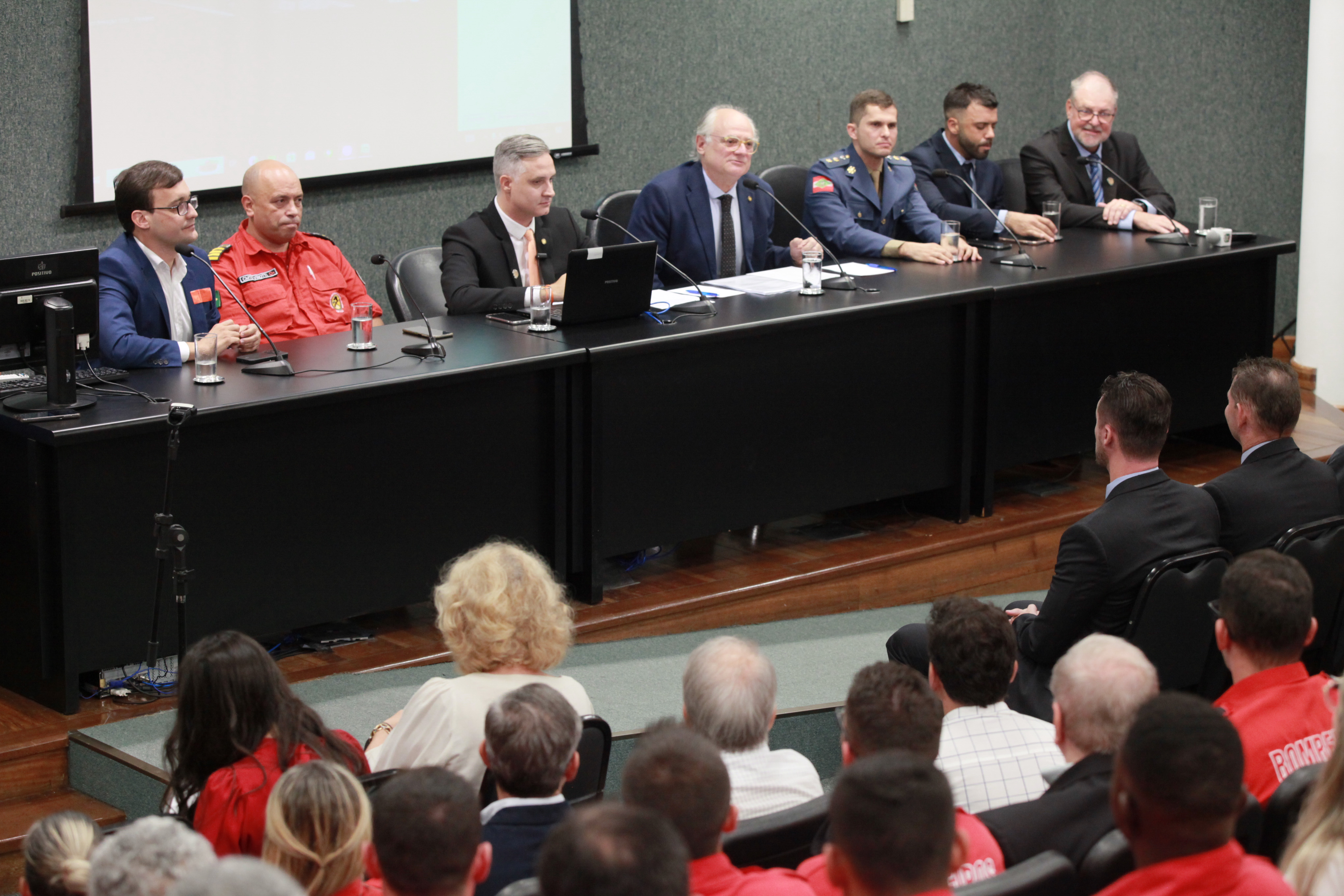 Frente Parlamentar em Apoio aos Bombeiros Voluntários