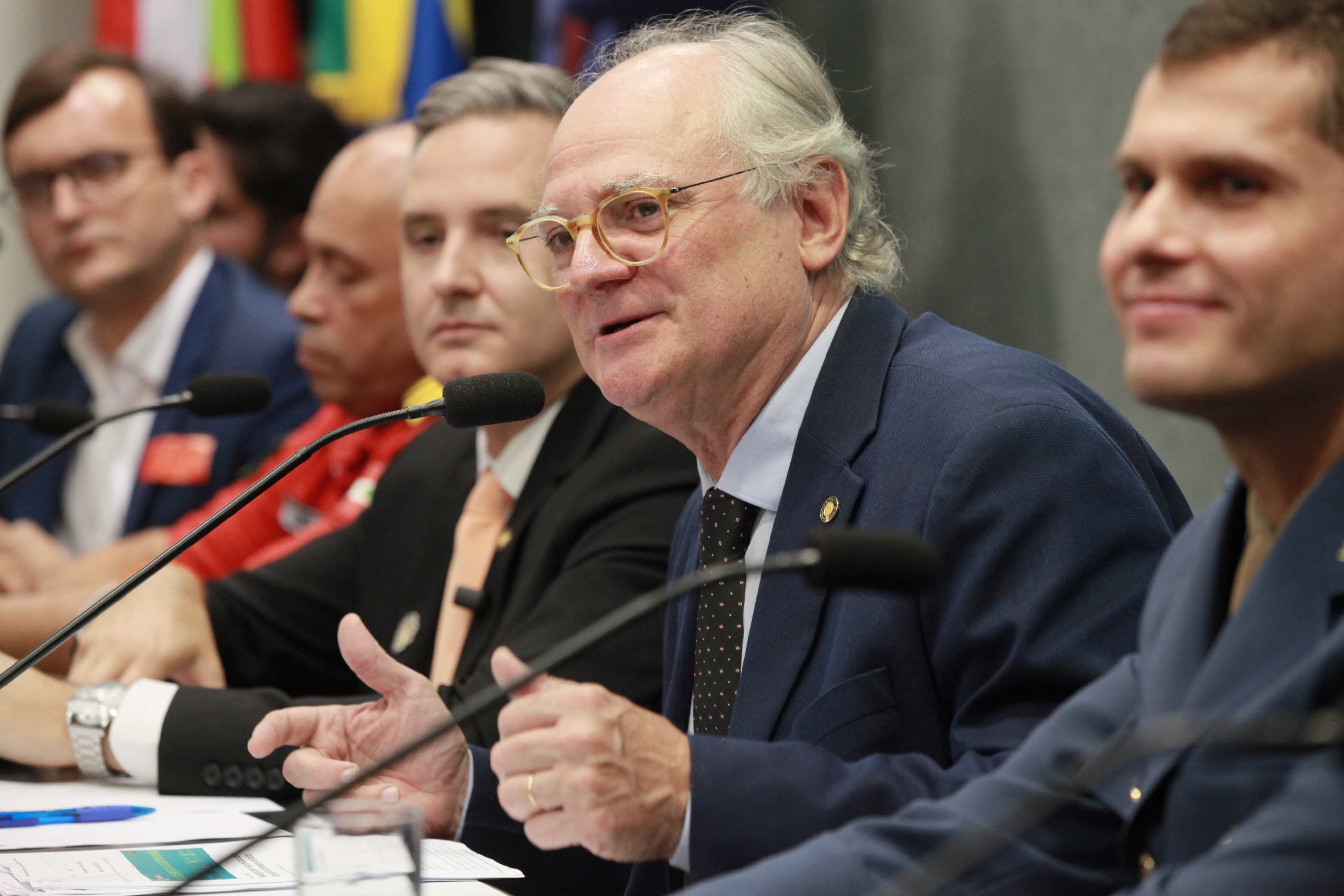 Frente Parlamentar em Apoio aos Bombeiros Voluntários - Deputado Vicente Caropreso (PSDB)