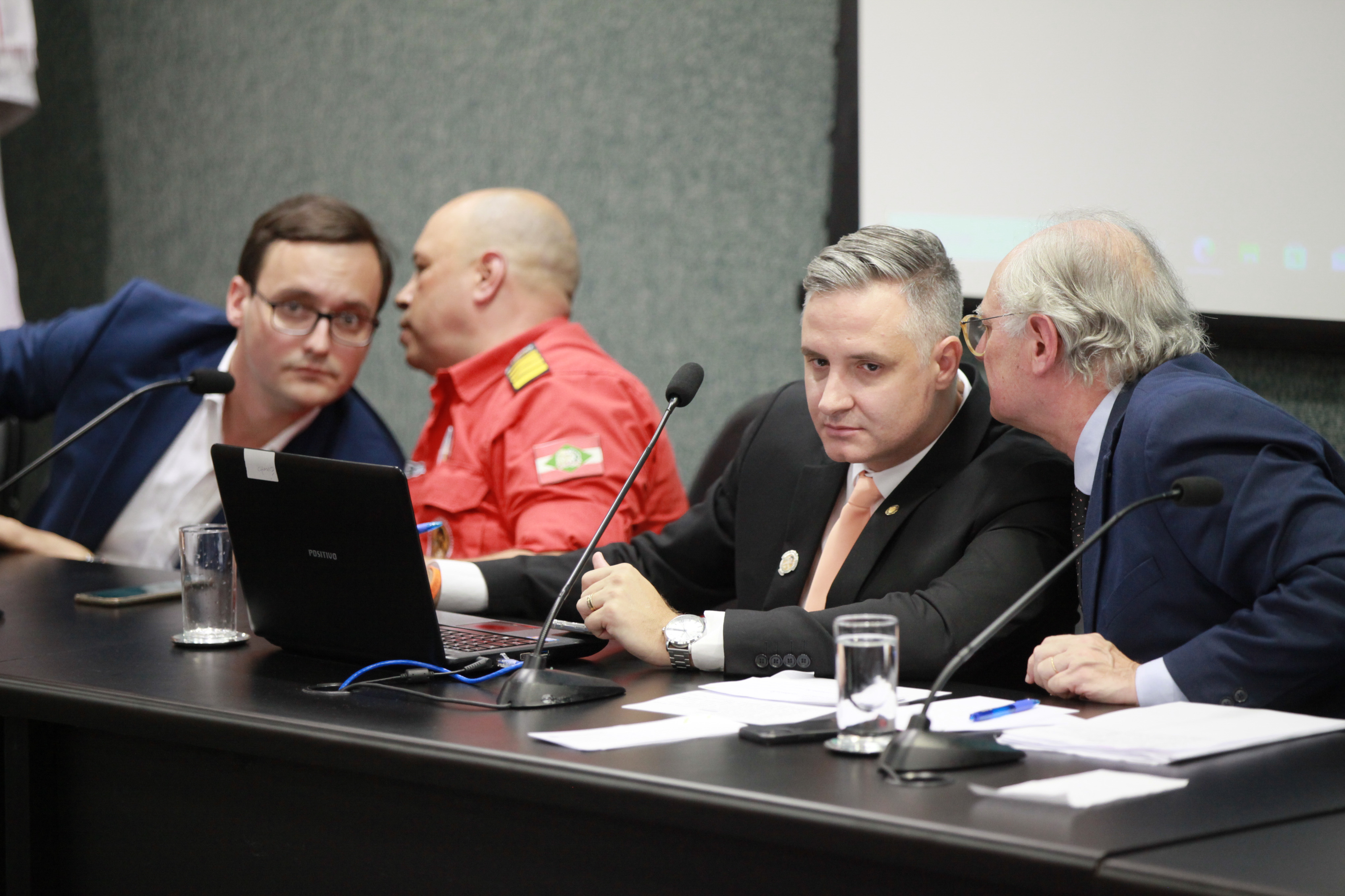 Frente Parlamentar em Apoio aos Bombeiros Voluntários