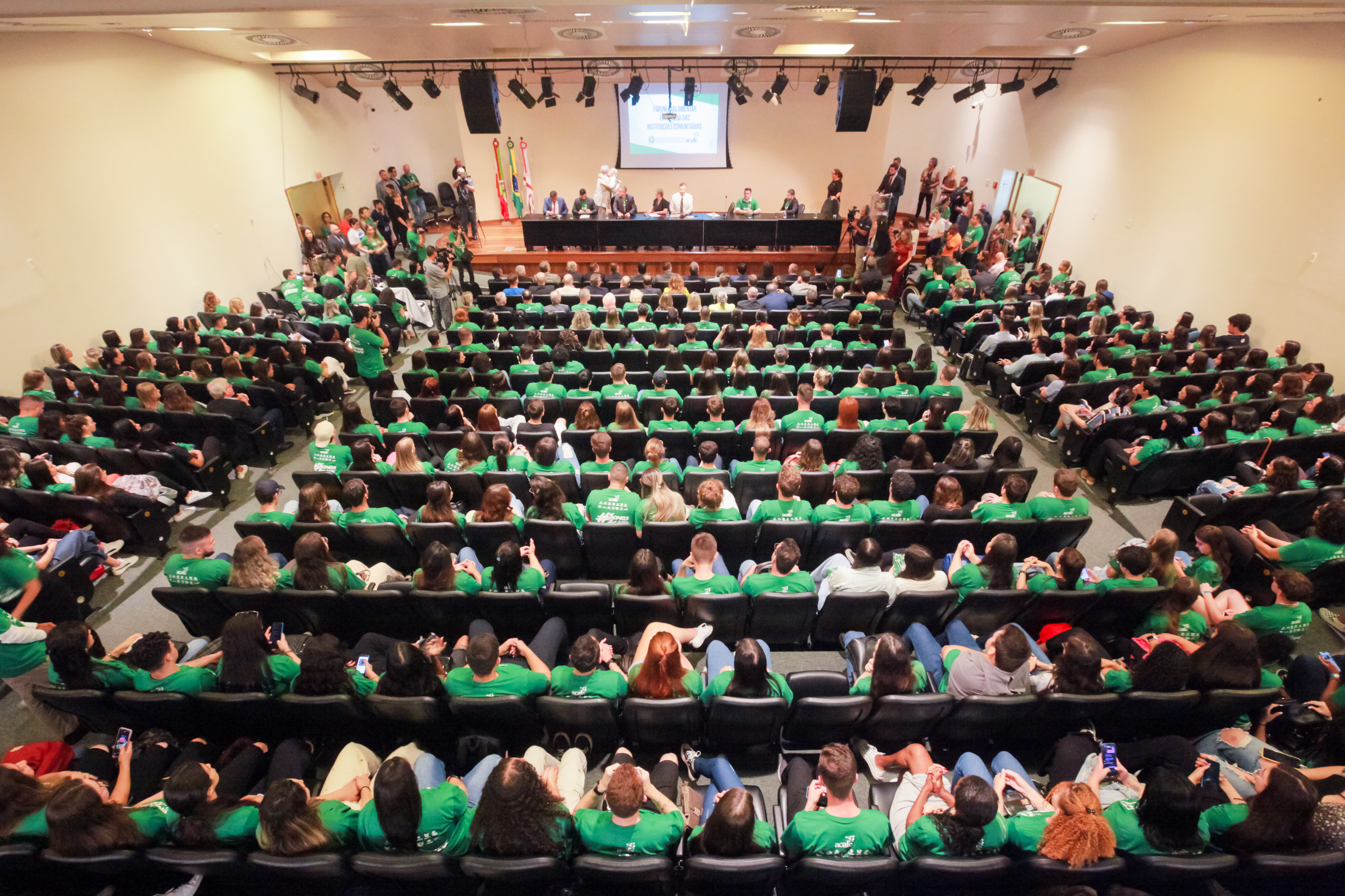 Fórum Parlamentar em Defesa das Instituições Comunitárias de Ensino Superior de Santa Catarina