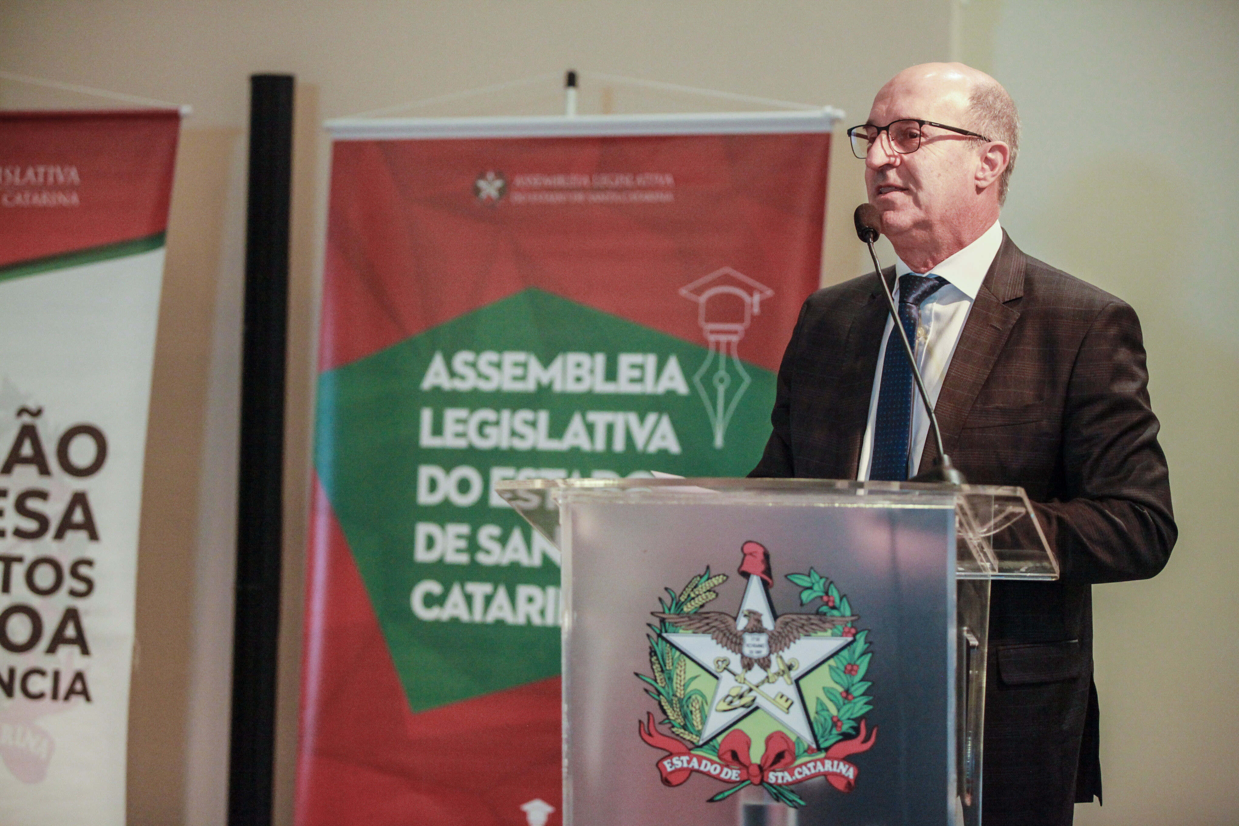 Deputado José Milton Scheffer