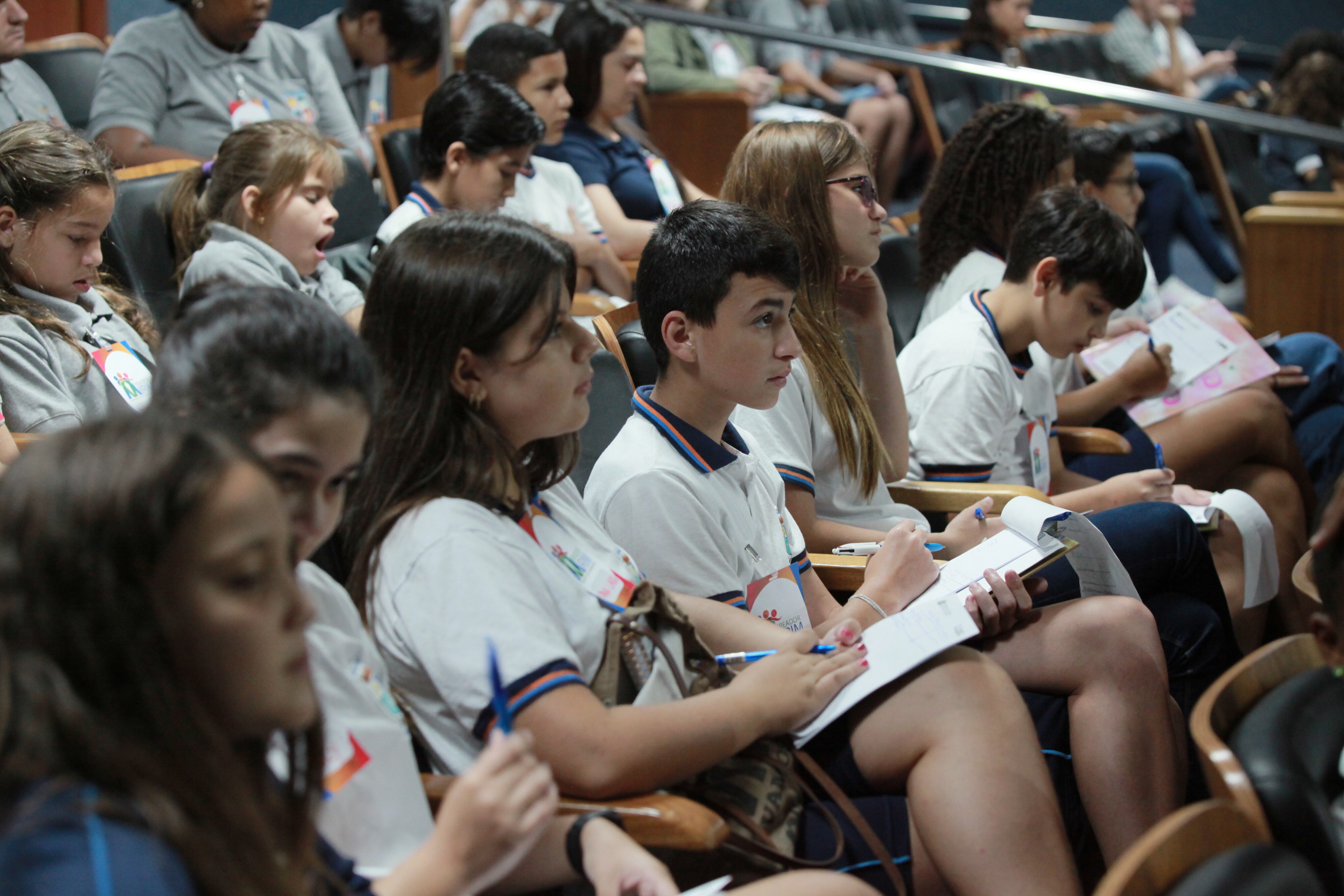 Itajaí recebe seminário regional de formação de vereadores mirins