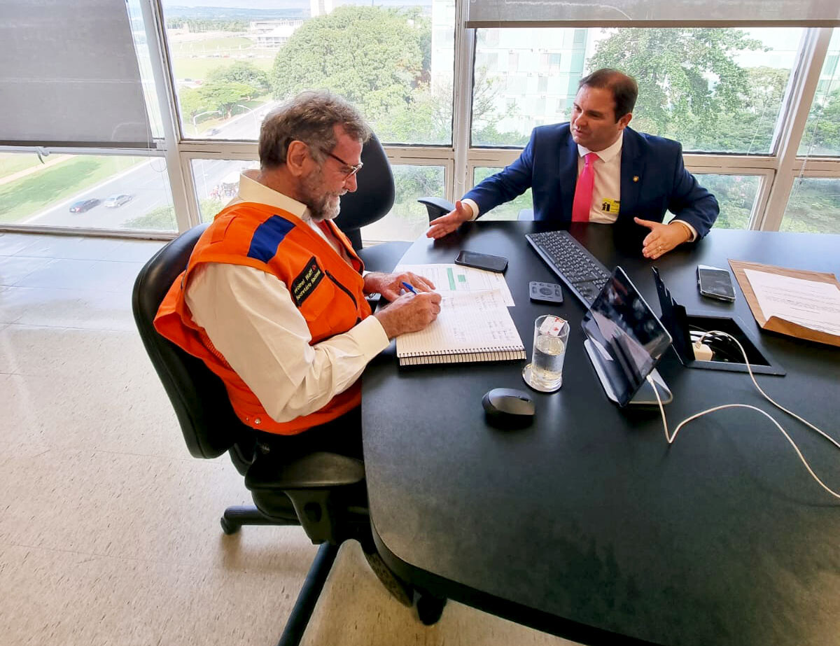 Sérgio Guimarães se reuniu com o secretário Volnei Wolff, em Brasília. FOTO: Divulgação