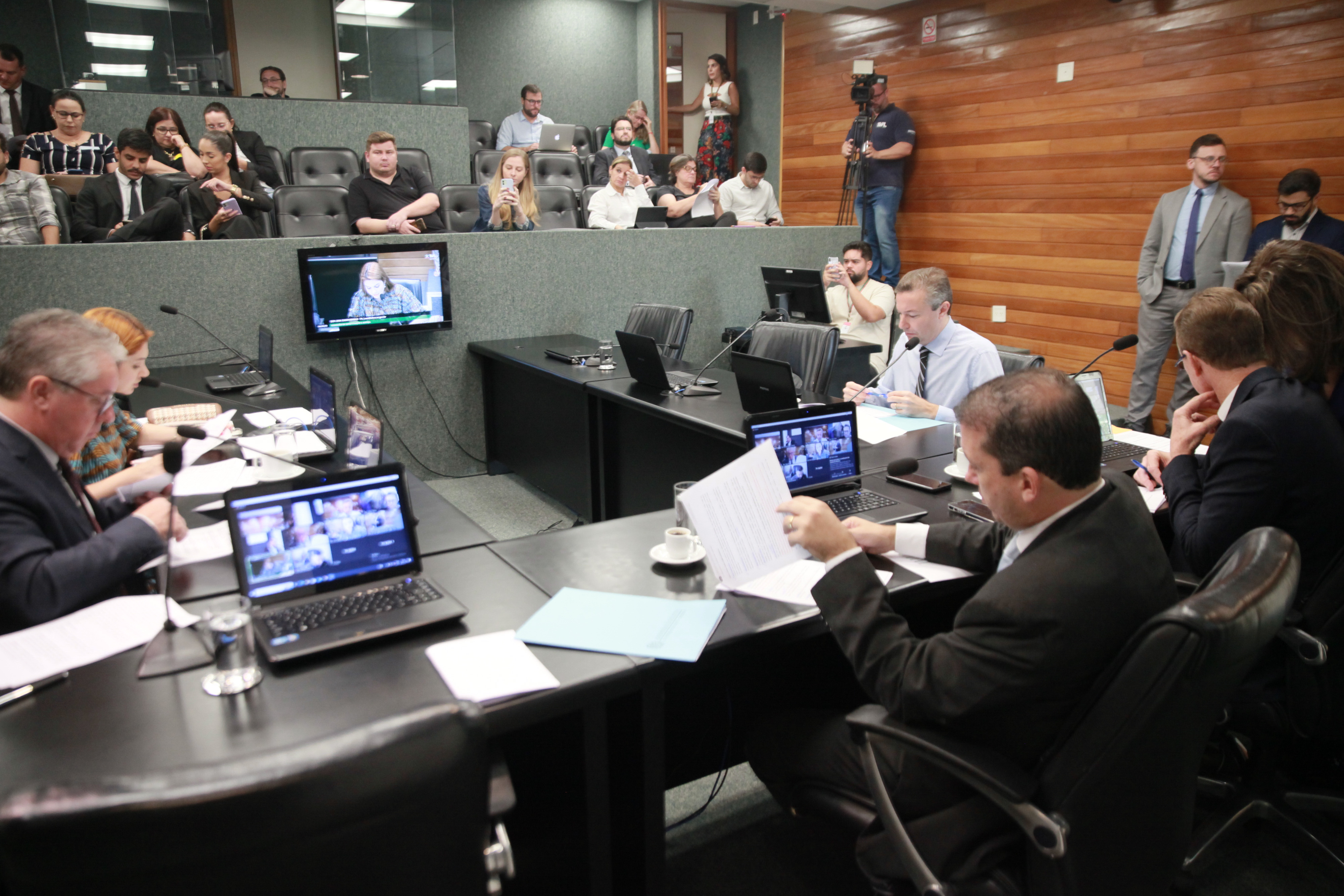 Comissão de Constituição e Justiça