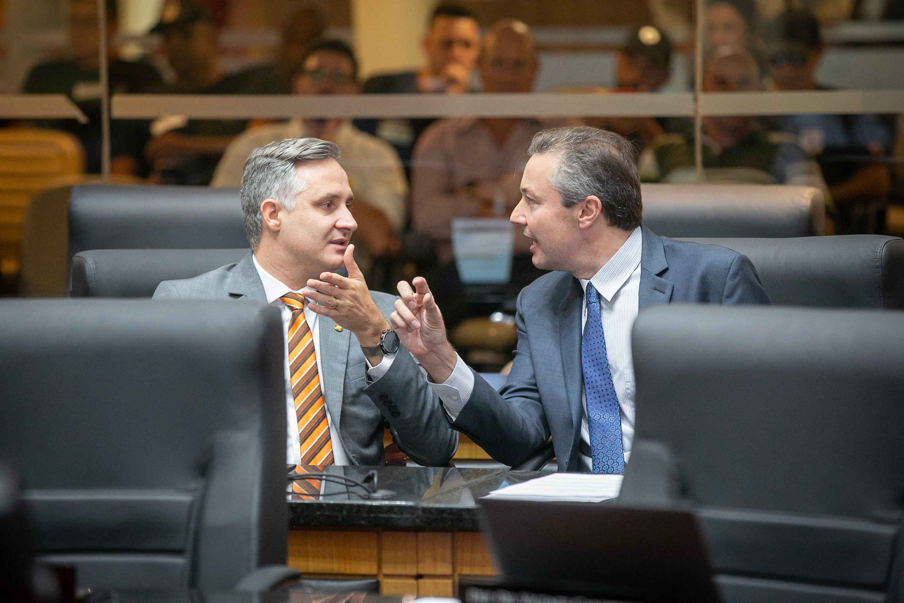 Deputado Matheus Cadorin (NOVO) e Deputado Napoleão Bernardes (PSD)