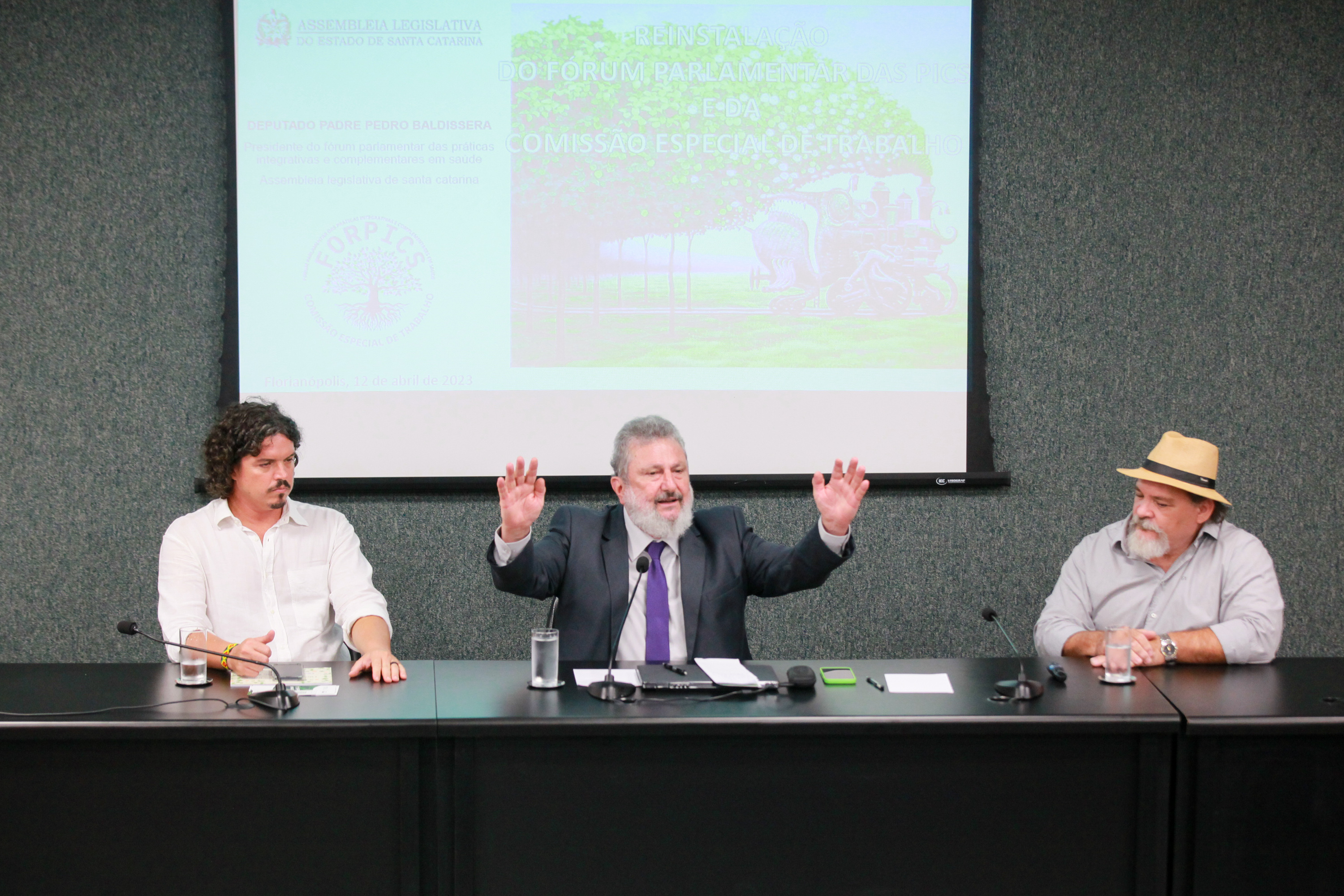 - Deputado Padre Pedro Baldissera (PT)
