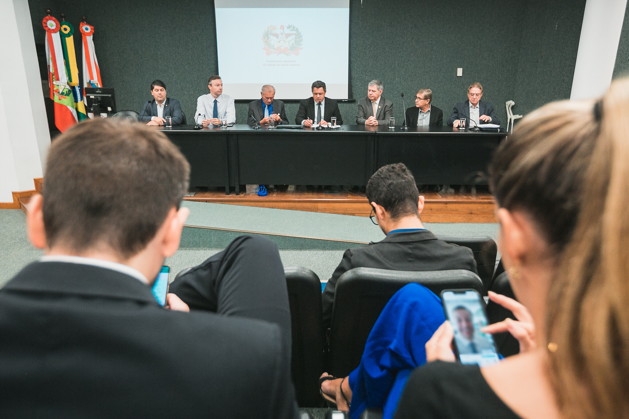 Parlamento lança Fórum em defesa do setor têxtil em SC