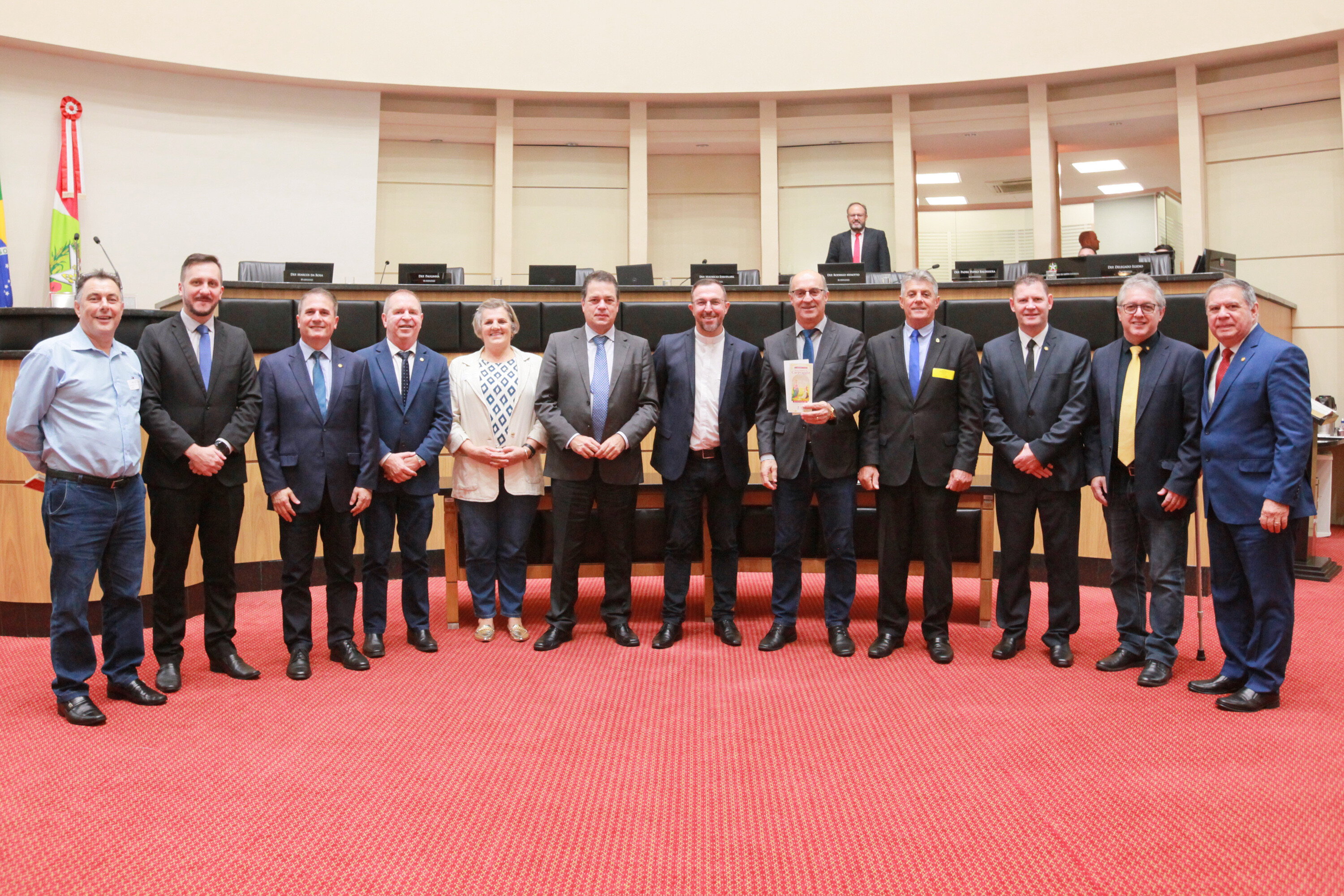 Parlamentares e lideranças de Nova Veneza