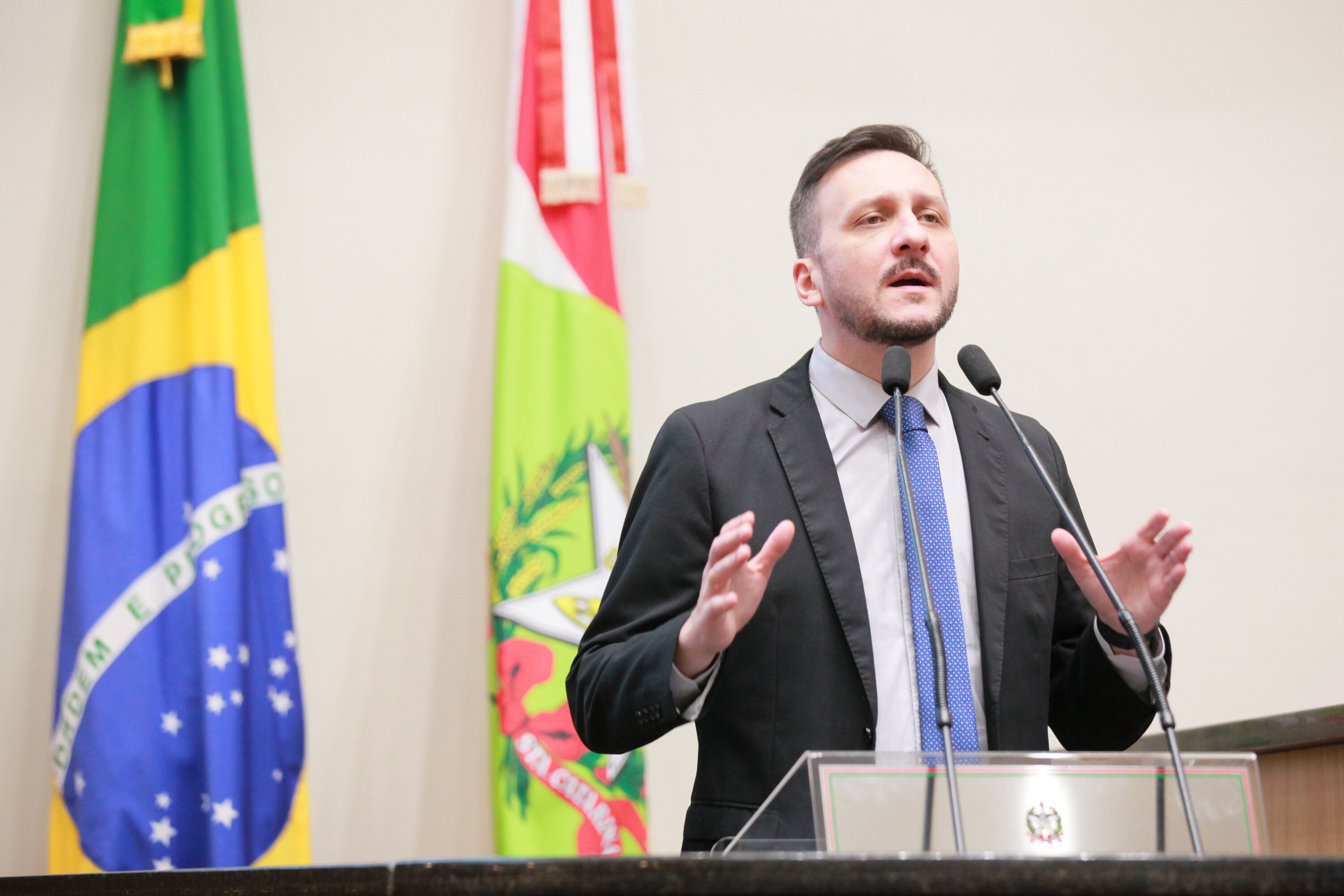 Deputado reivindica investimentos do governo no aeroporto de Jaguaruna