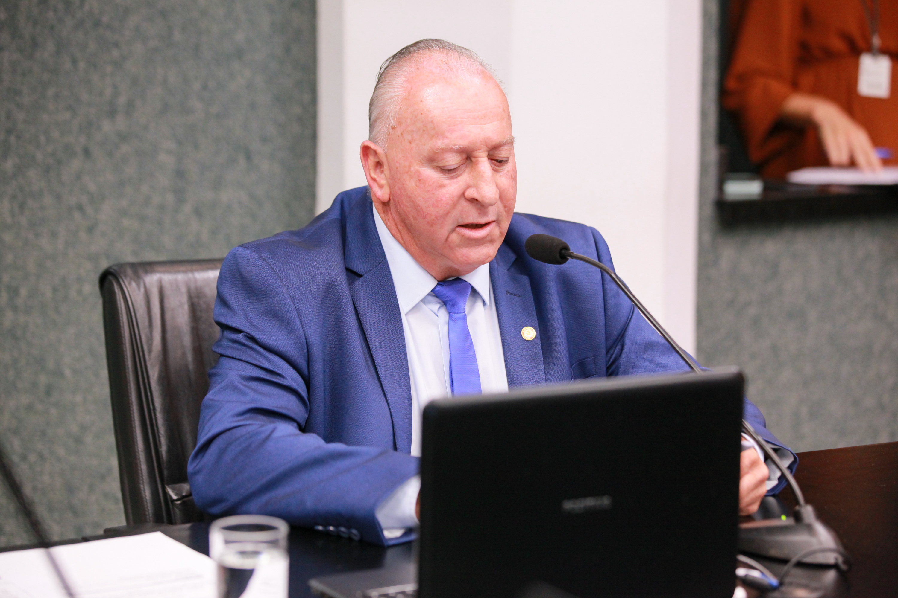 - Deputado Oscar Gutz (PL)