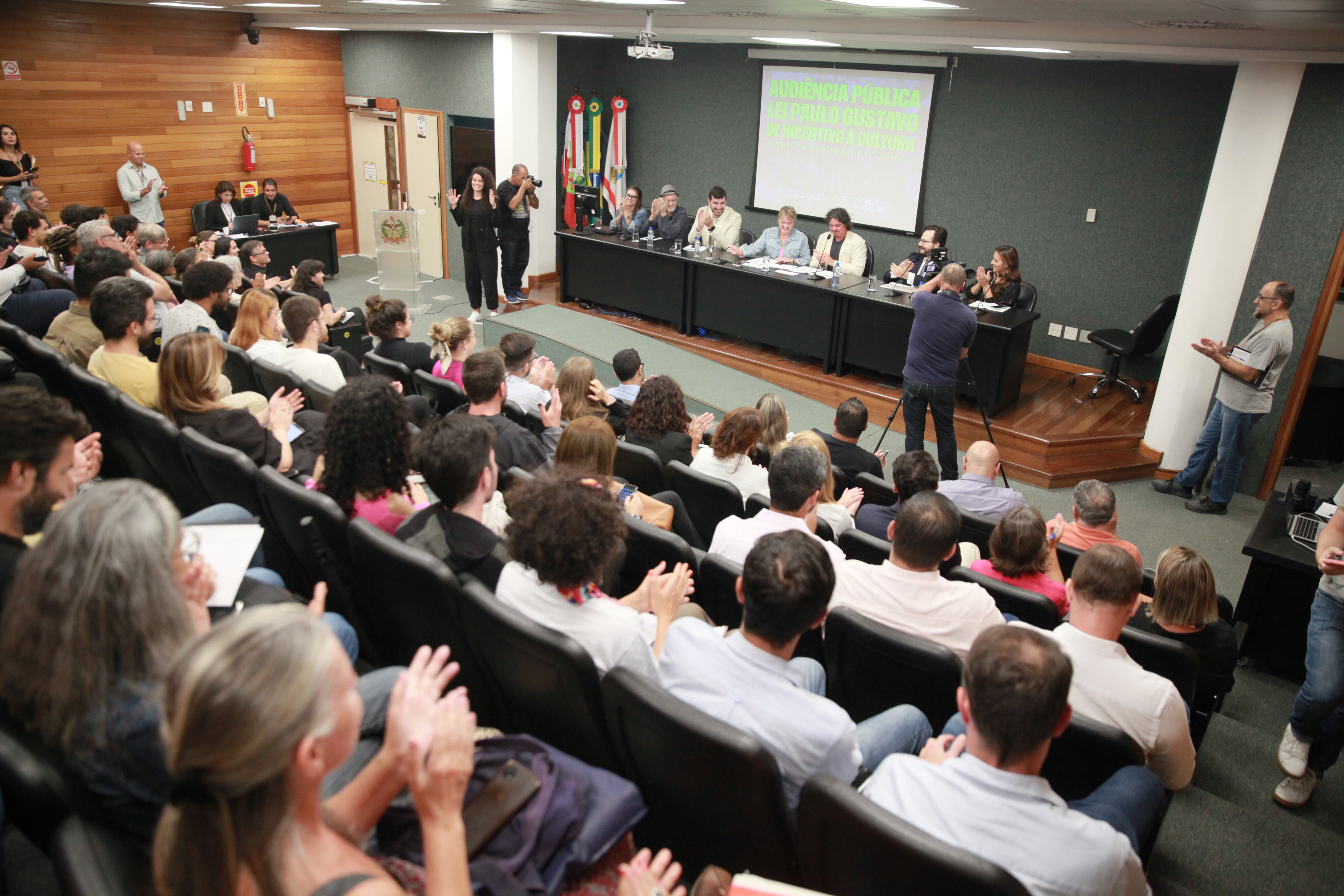 Comissão de Educação debate regulamentação da Lei Paulo Gustavo