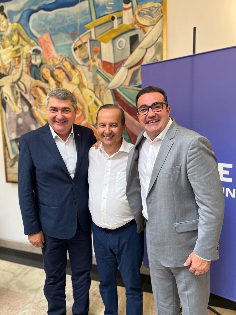 Deputado Antídio Lunelli, governador Jorginho Mello e empresário Denis Lunelli