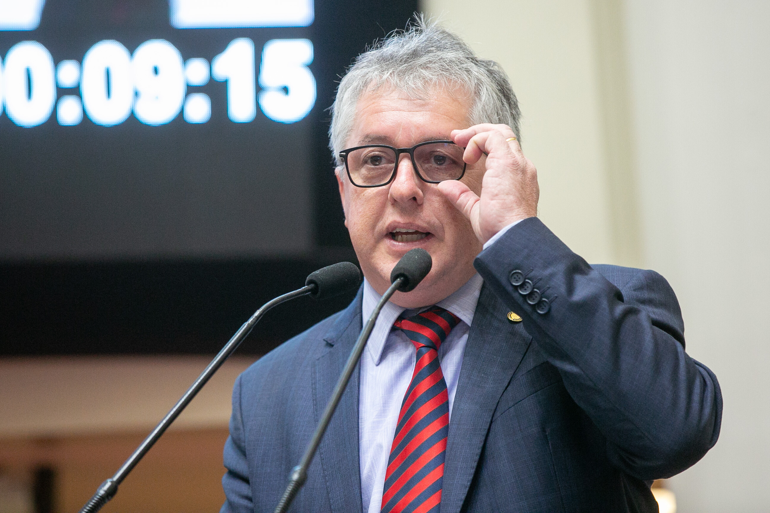 Deputados querem diagnóstico dos convênios e criticam cortes de recursos